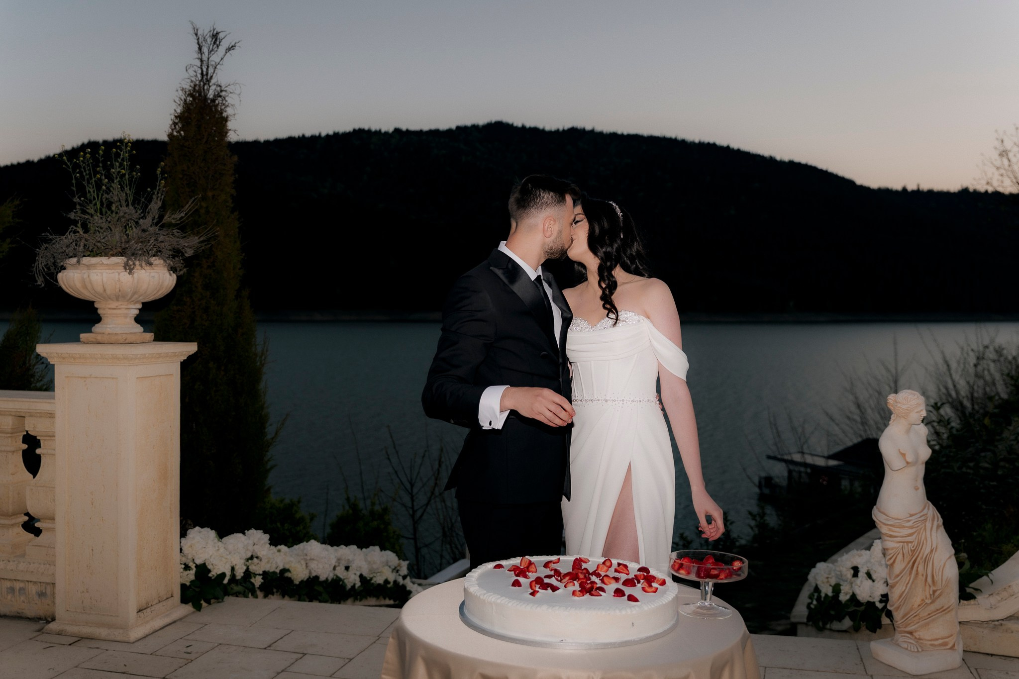 Cristiana & Gilbert. Dragosbaciuartphotographer