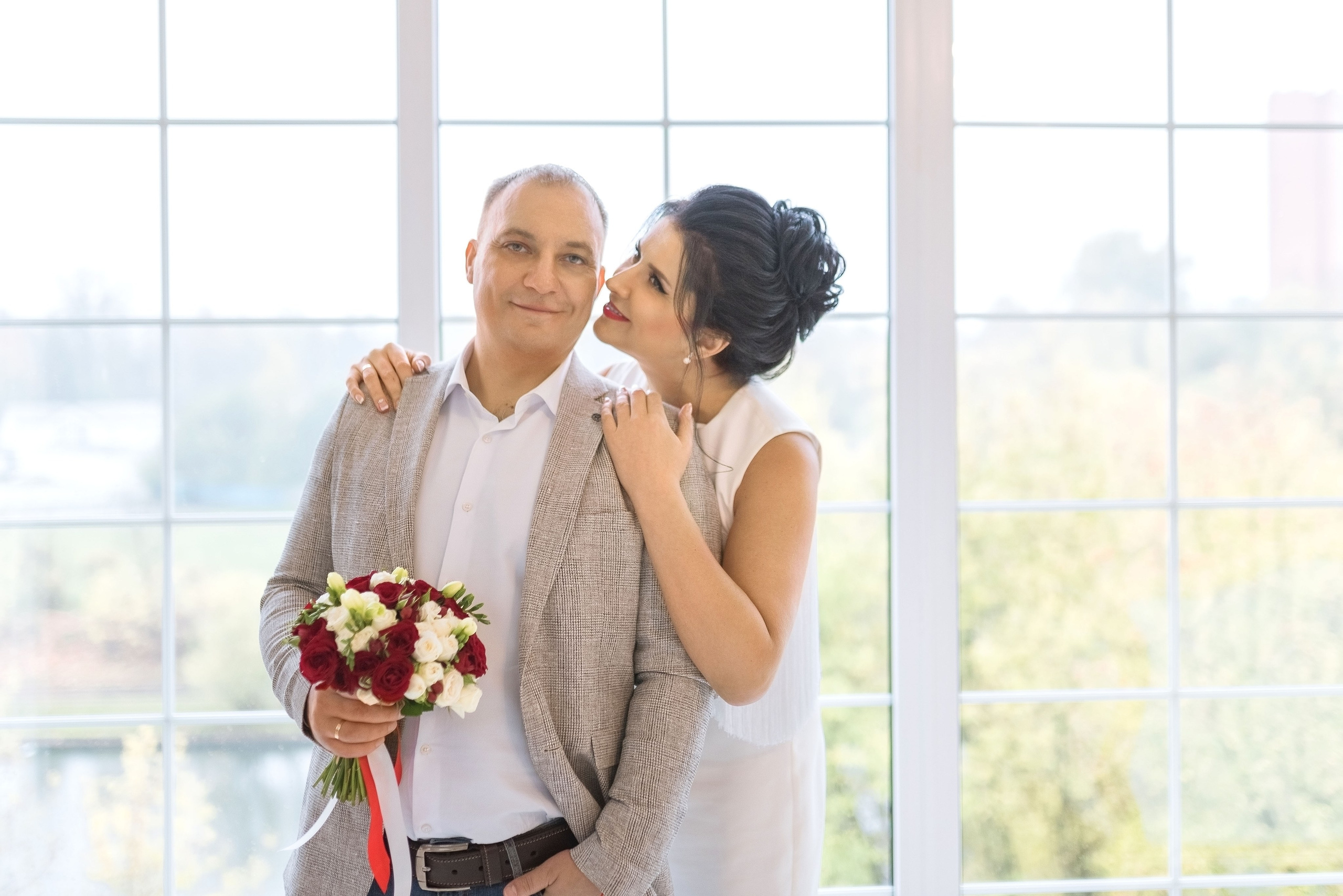 Свадебная прогулка Алеси и Николая. Семейный фотограф и фотограф новорожденных в Вильнюсе Ирина Беленкевич