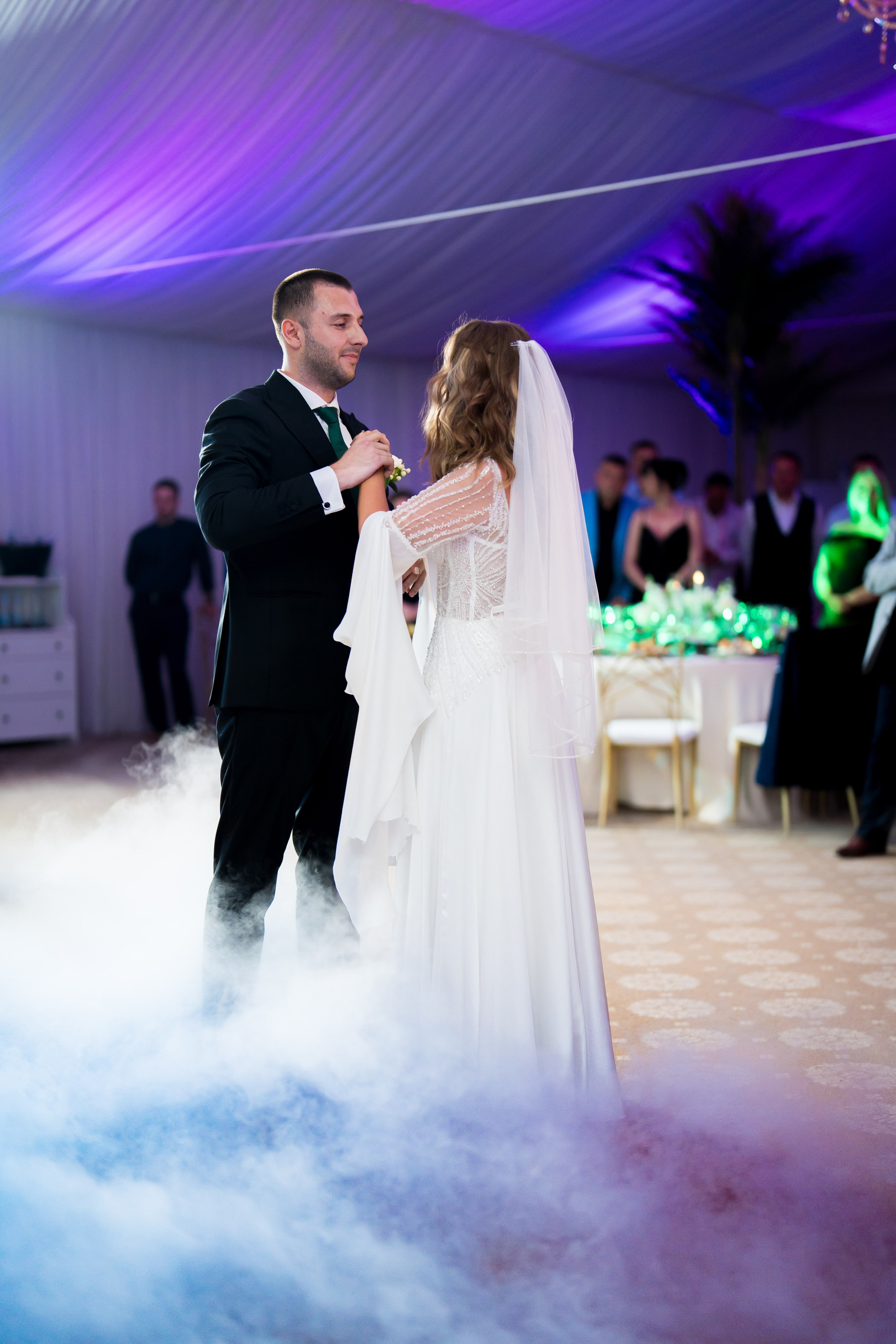 PARTY. Gabriel Florea — Fotograf nuntă București