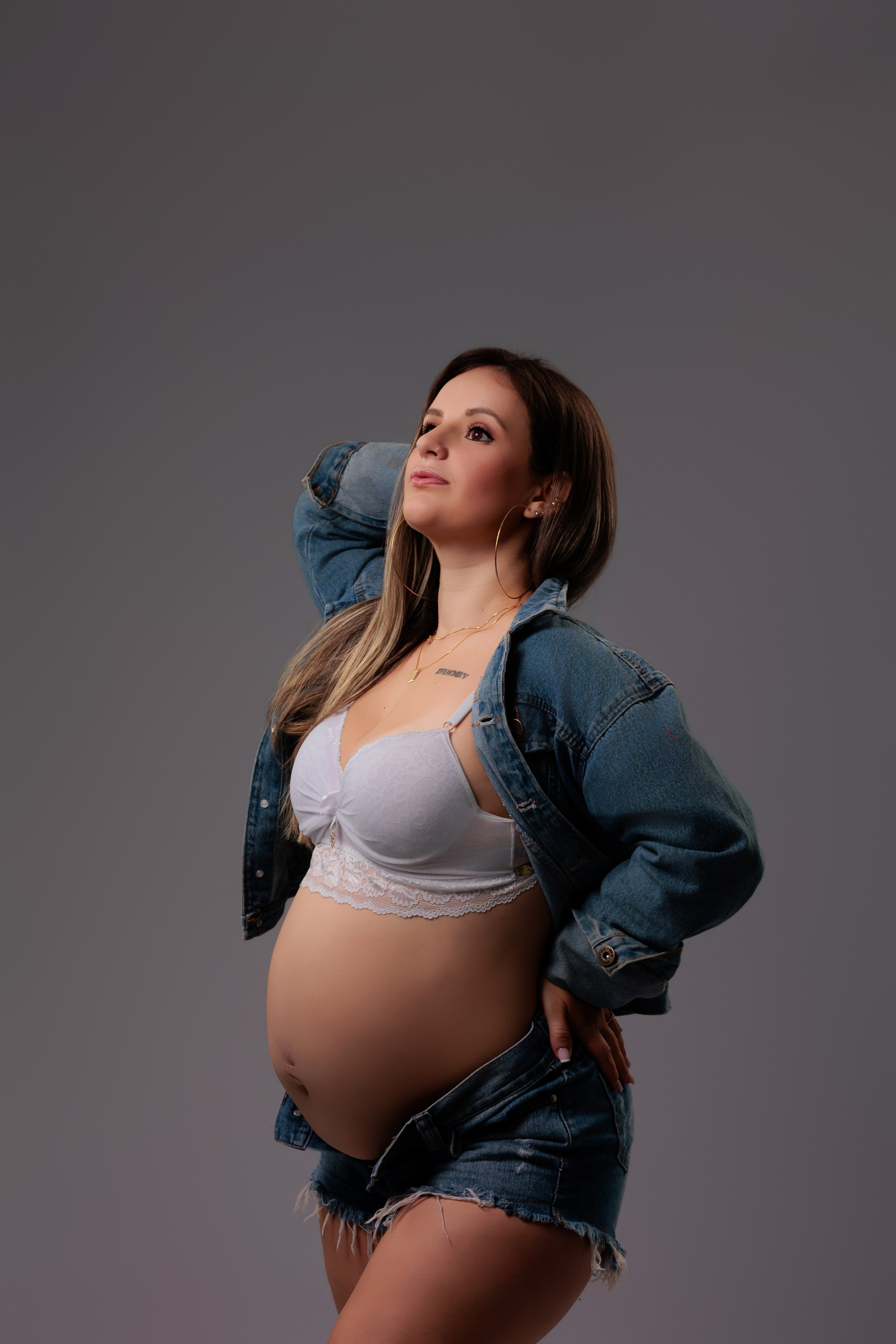 Fotografia de gravidez em Indaial Timbó e Blumenau estúdio fotográfico