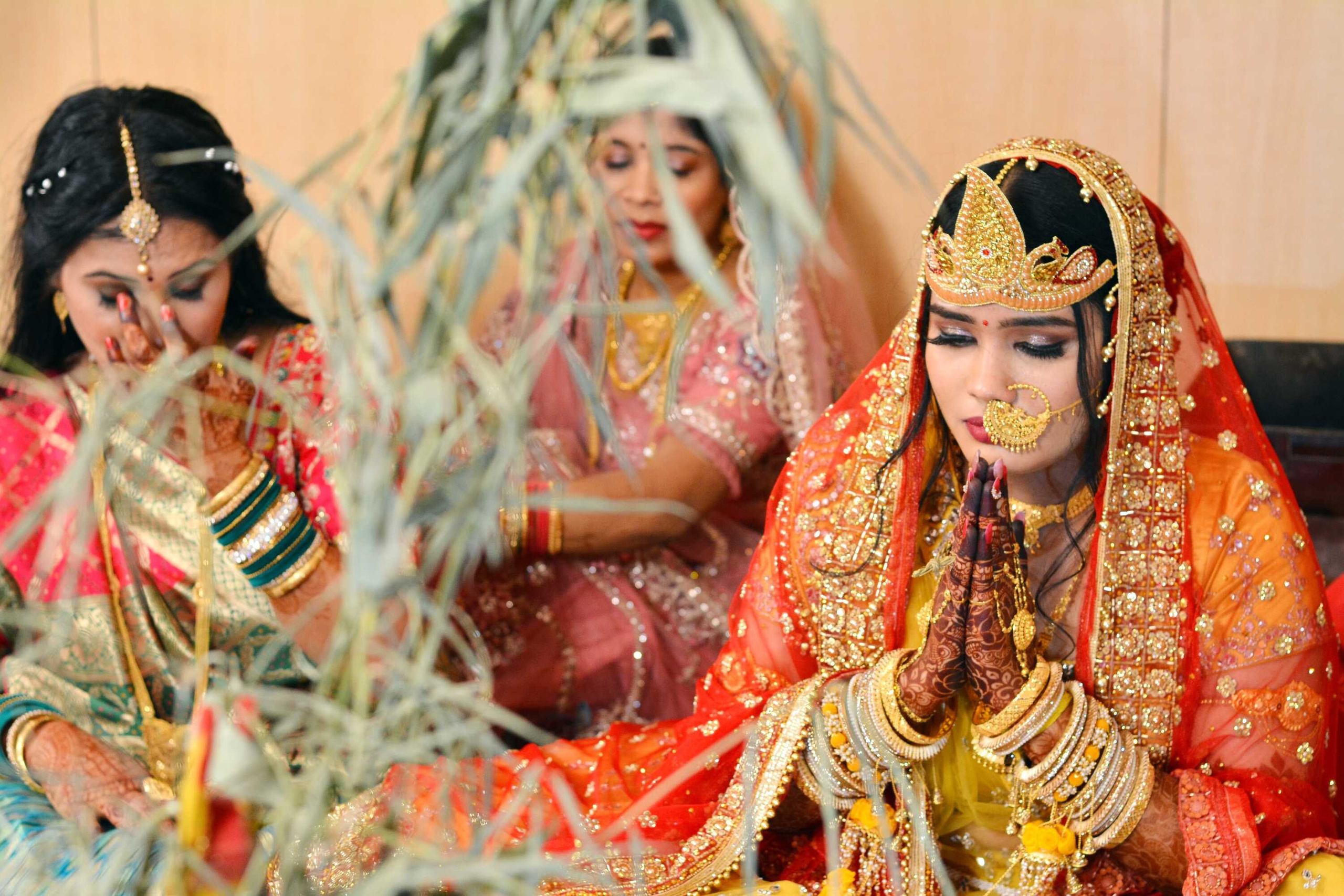 SHASHIKANT WEDS ROSHANI. “Ajay Digital Photo Studio — Capturing Timeless Wedding Moments”