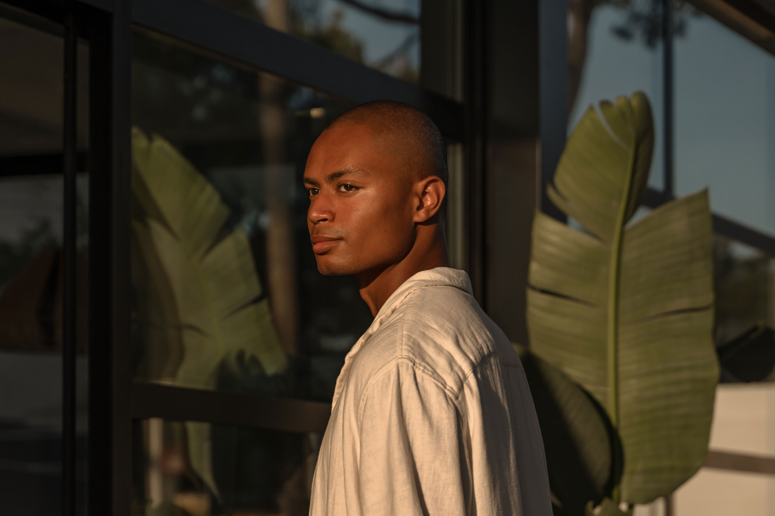 ~John~. Photo & Videos