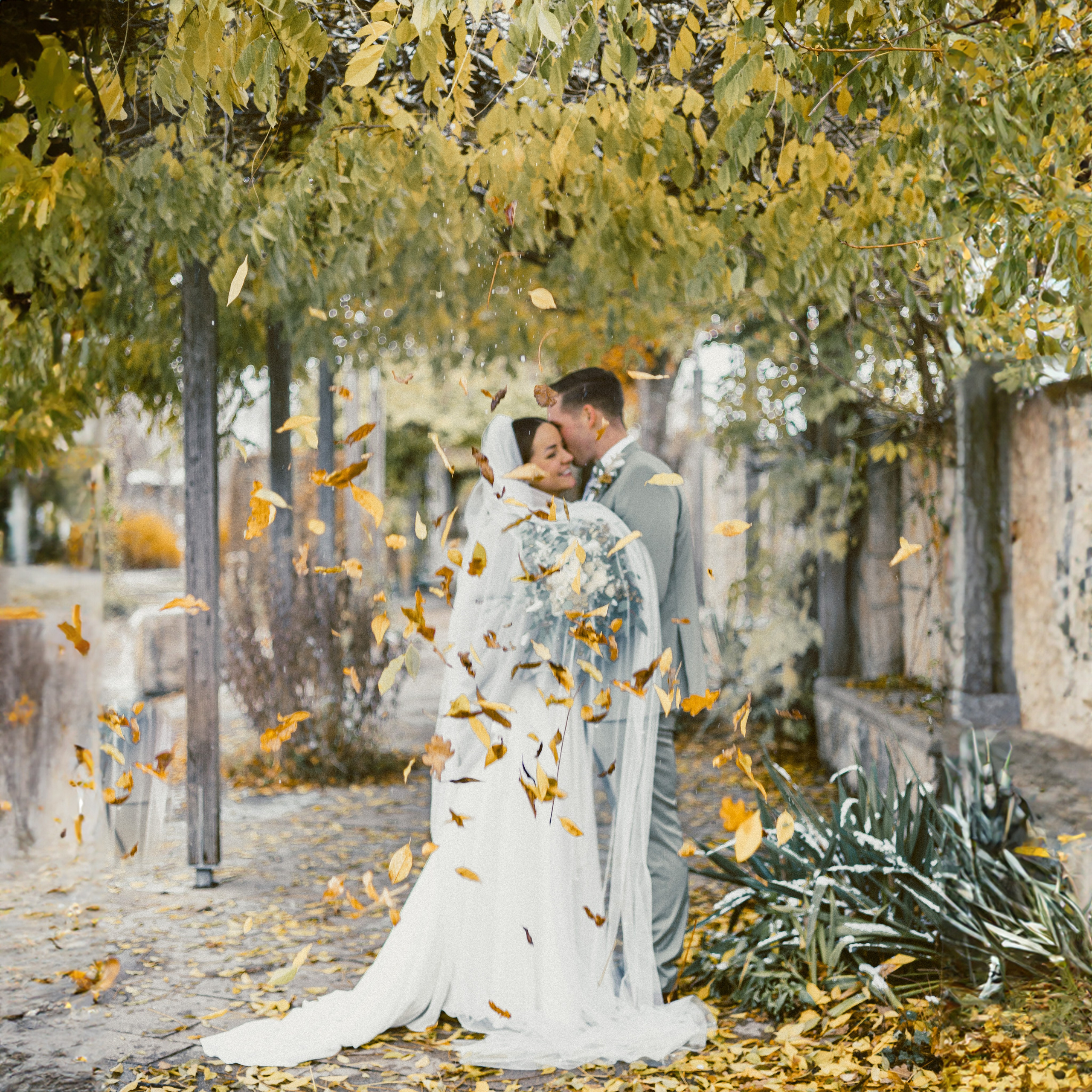 Joelle & Marius. GoldenHourStory