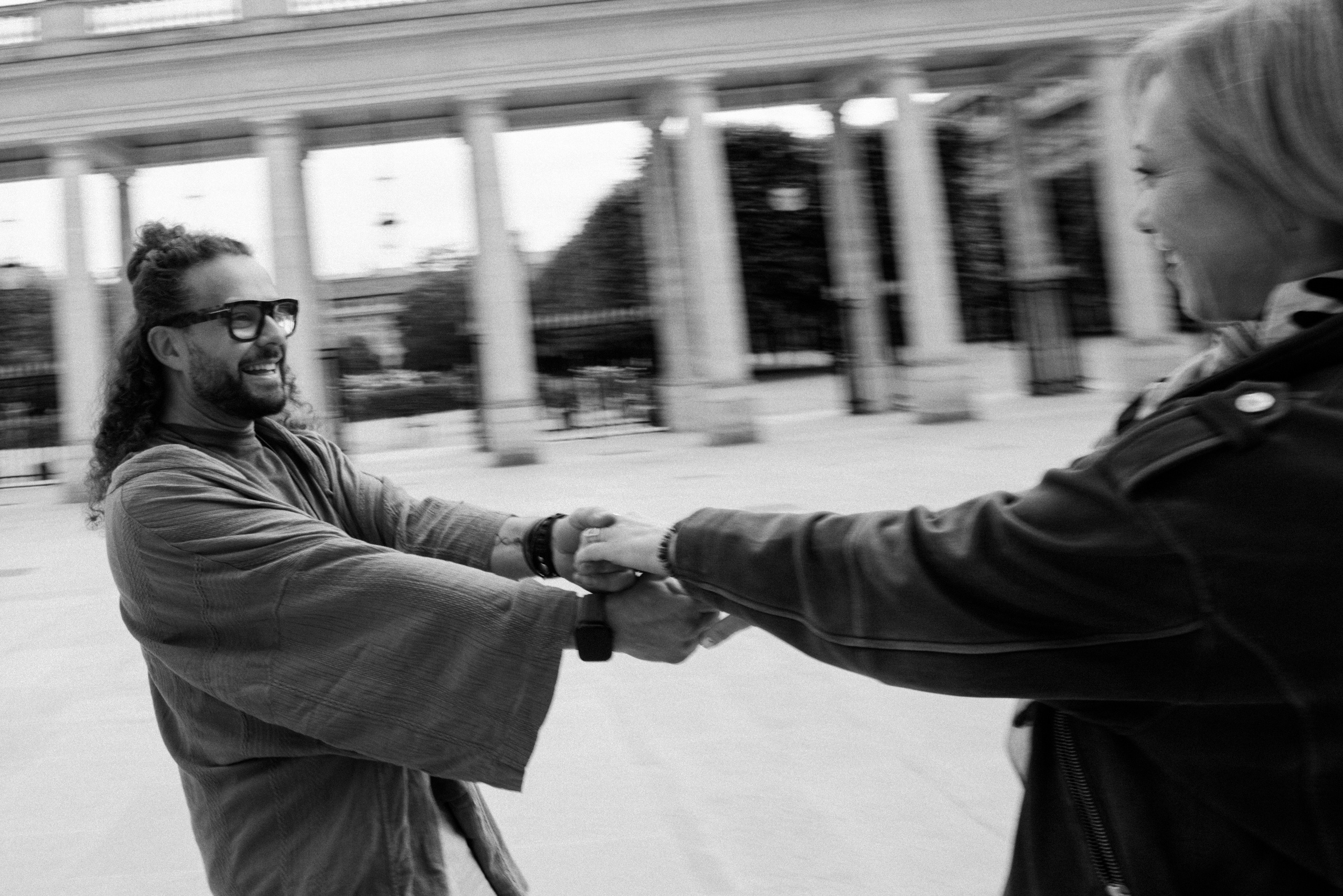 Oxi & Felix — Shooting in Paris. Paris Wedding Photographer
