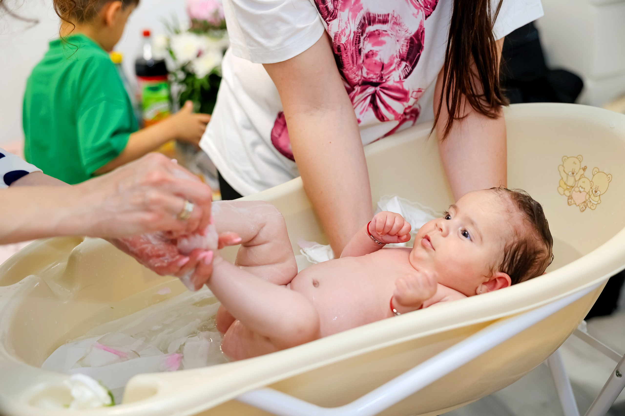 Iris Stefania. Moments By Gub