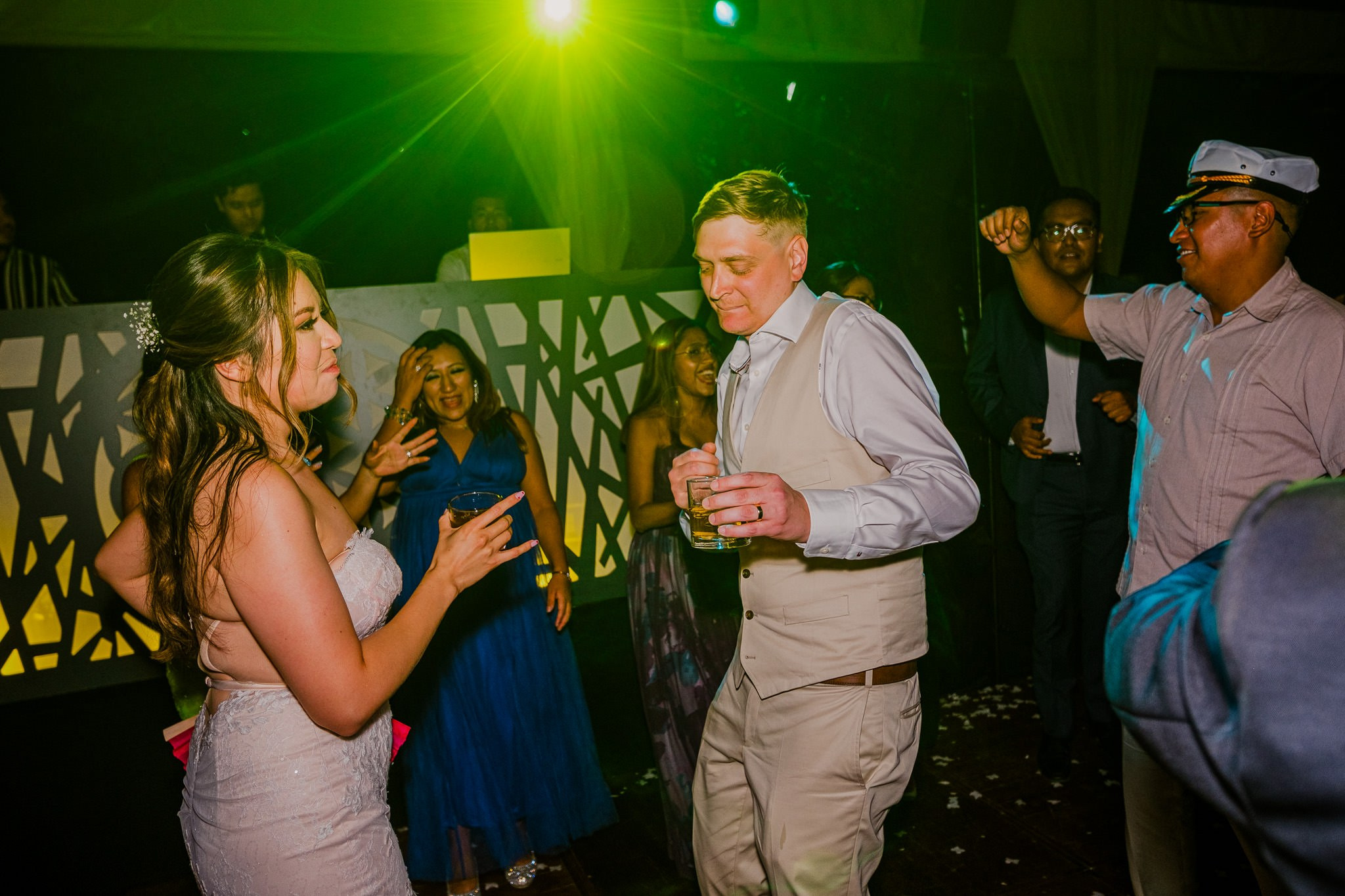 Abril & Dylan / Morelos. Wedding and family photographer in Mexico City