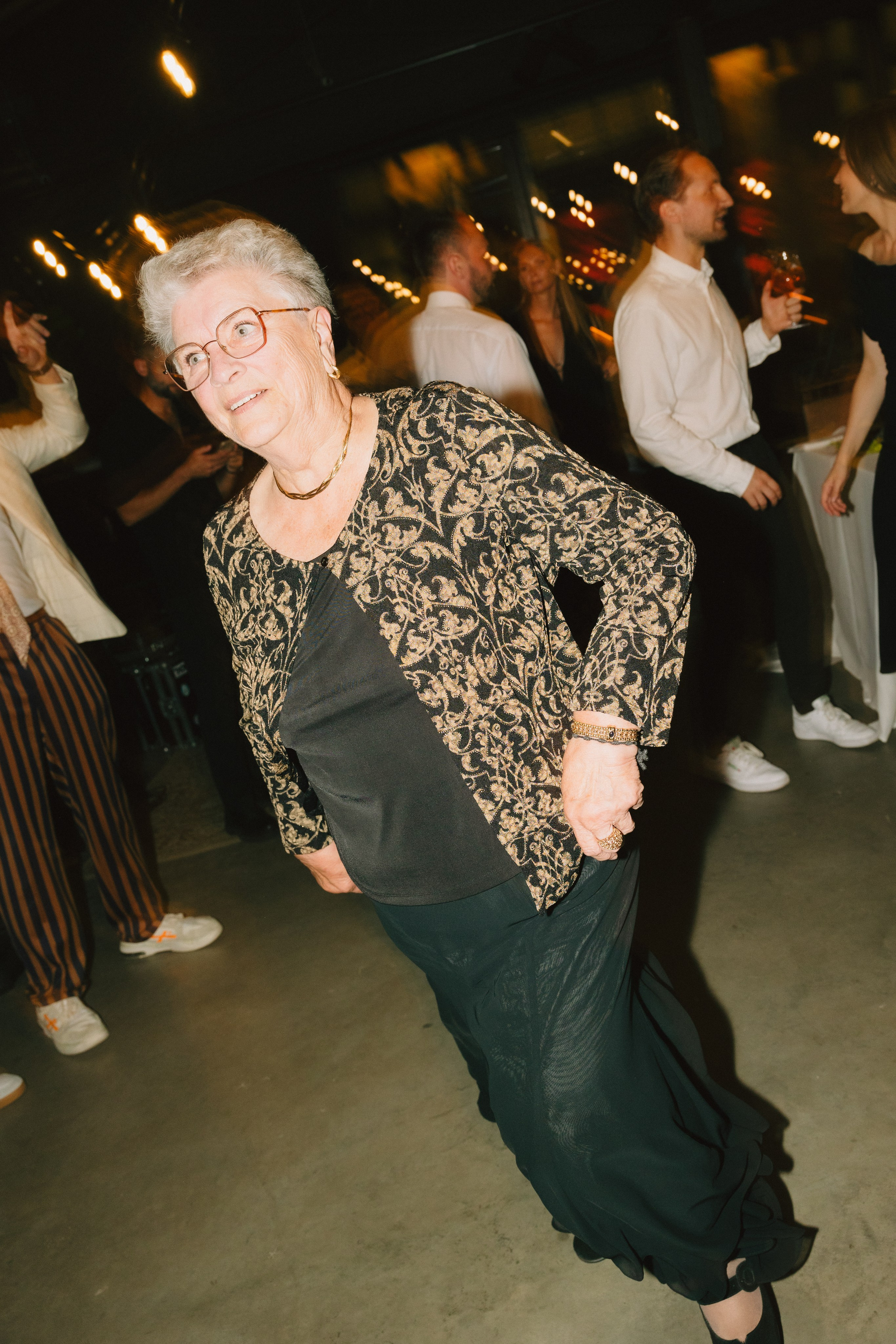 Miglė ir Mindaugas | 2024 | MIESTO VESTUVĖS. Vestuvių ir šeimų fotografė Lena Bondarenko / belove photo