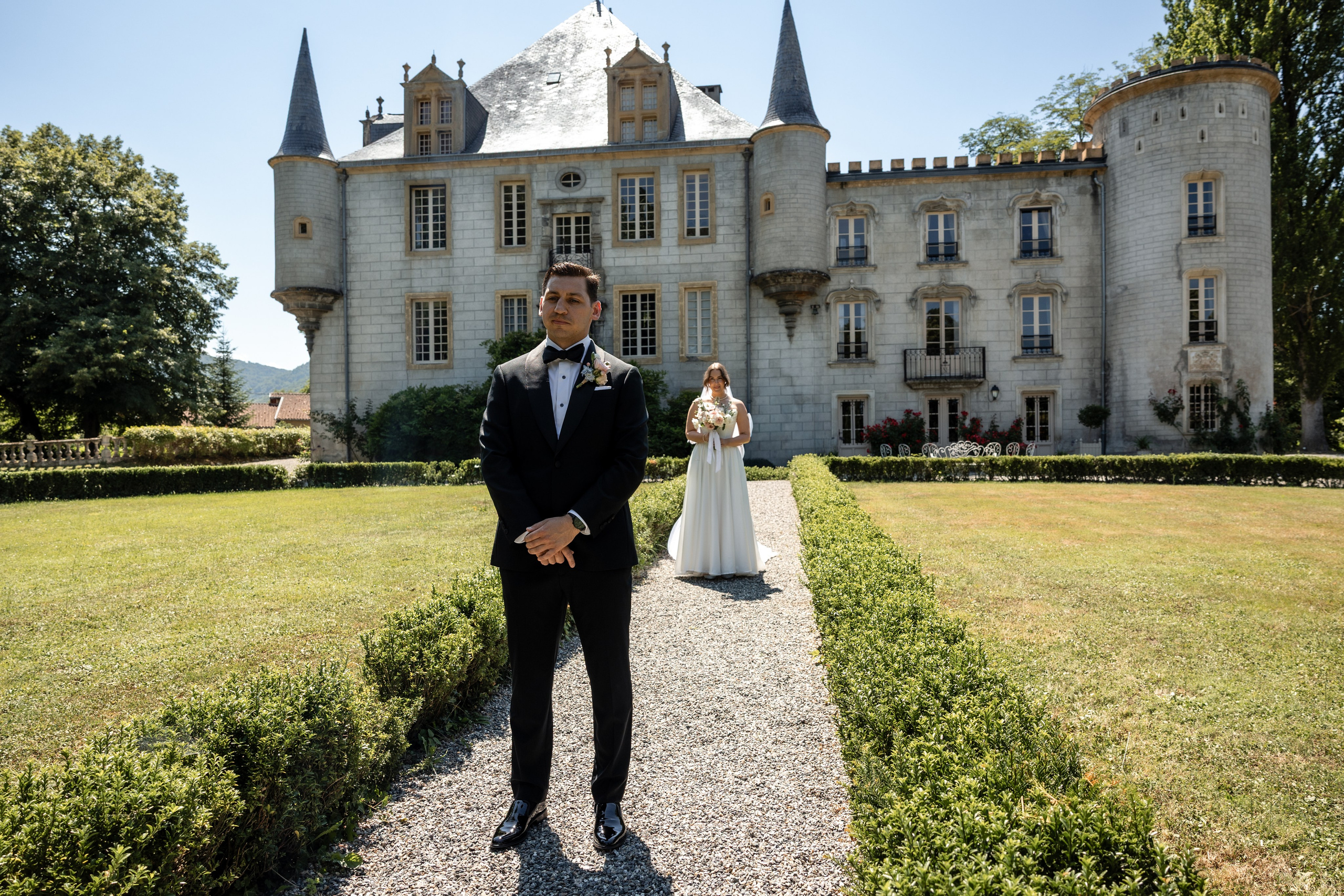 Château Elopement in Occitanie — Château Bagen | Southwest France. Eugénie Smirnova — Wedding & Elopement Photographer in Southwest France