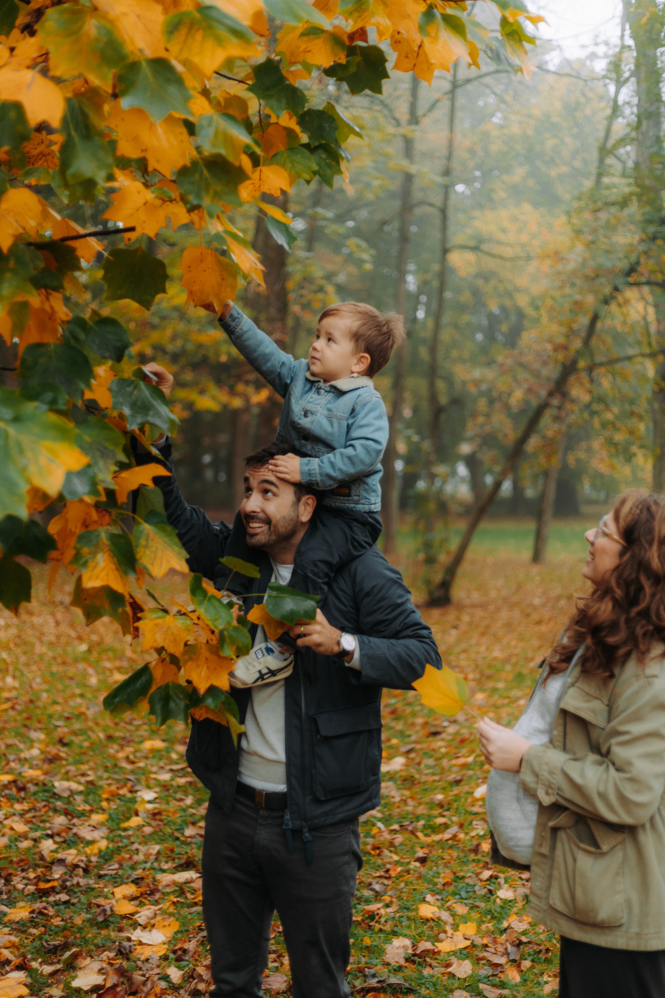Walking in Maksimir. Elena Gorobets. Photographer in Zagreb