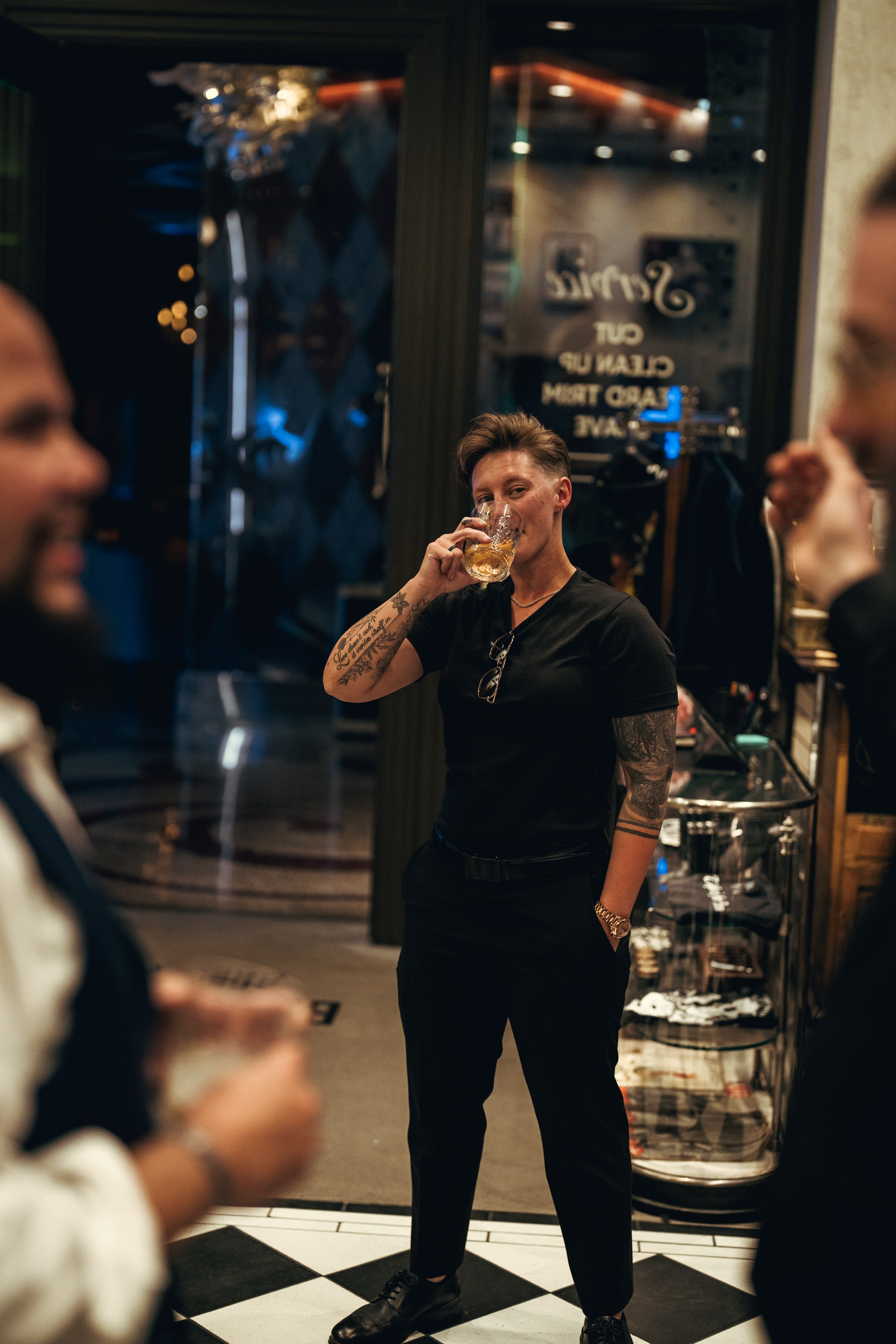 Christina’s bachelor party. Wedding & elopement photographer Viktoriya Kravtsov. Las Vegas