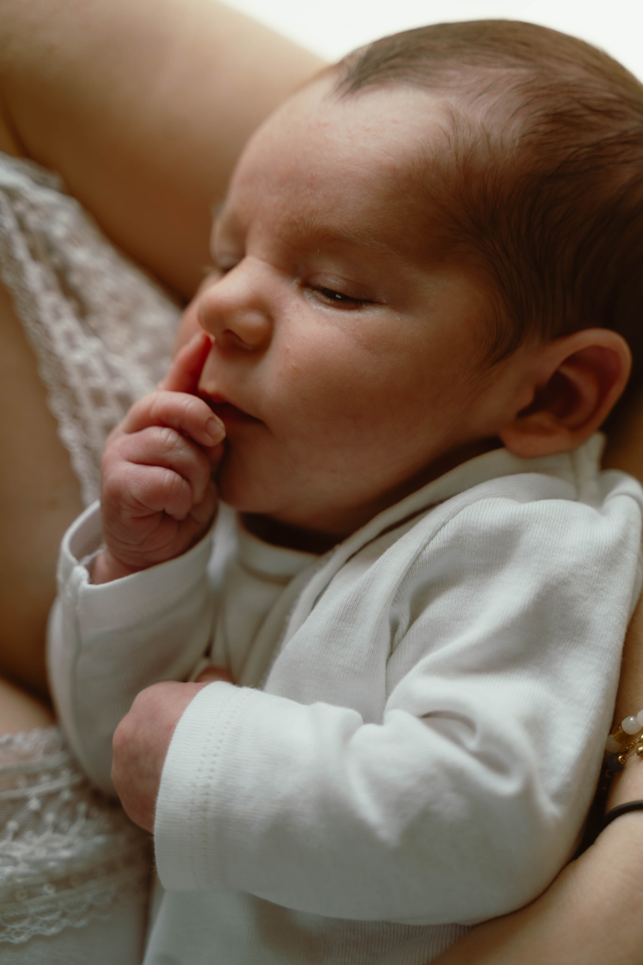 La douceur des premiers instants. Weeding photographer / event / portrait