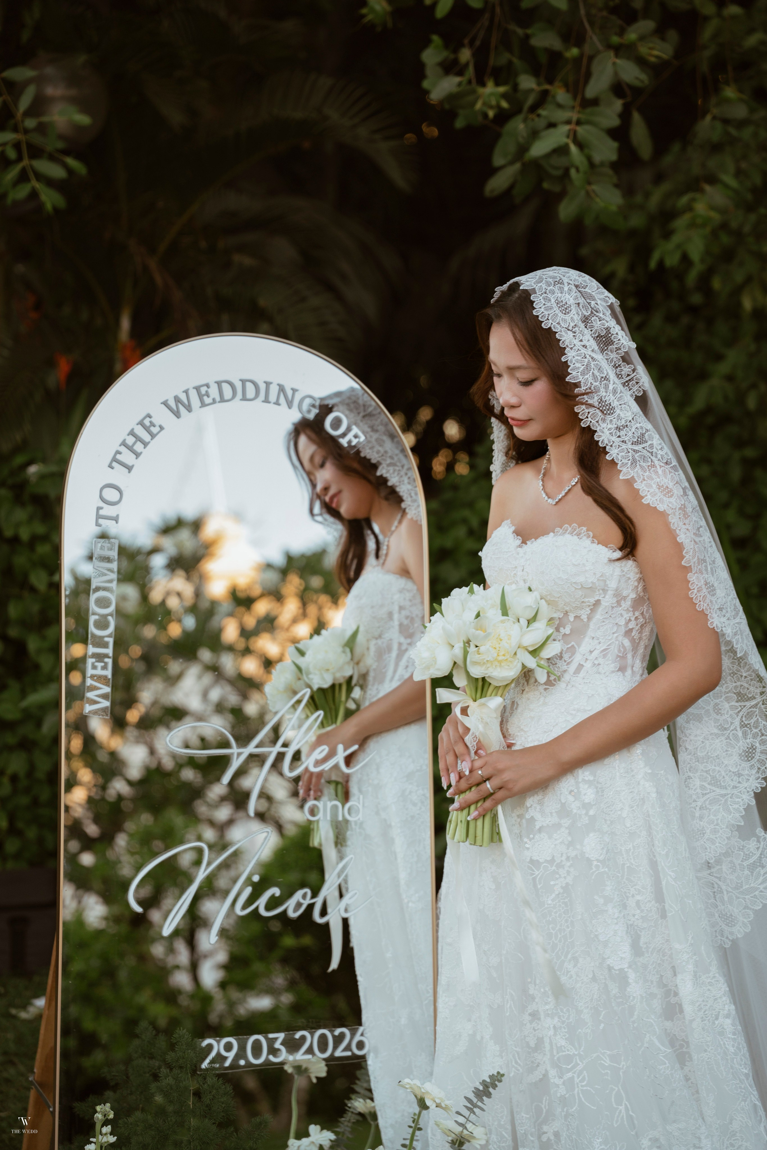 ALEX & NICOLE. WEDDING PHOTOGRAPHER IN VIETNAM