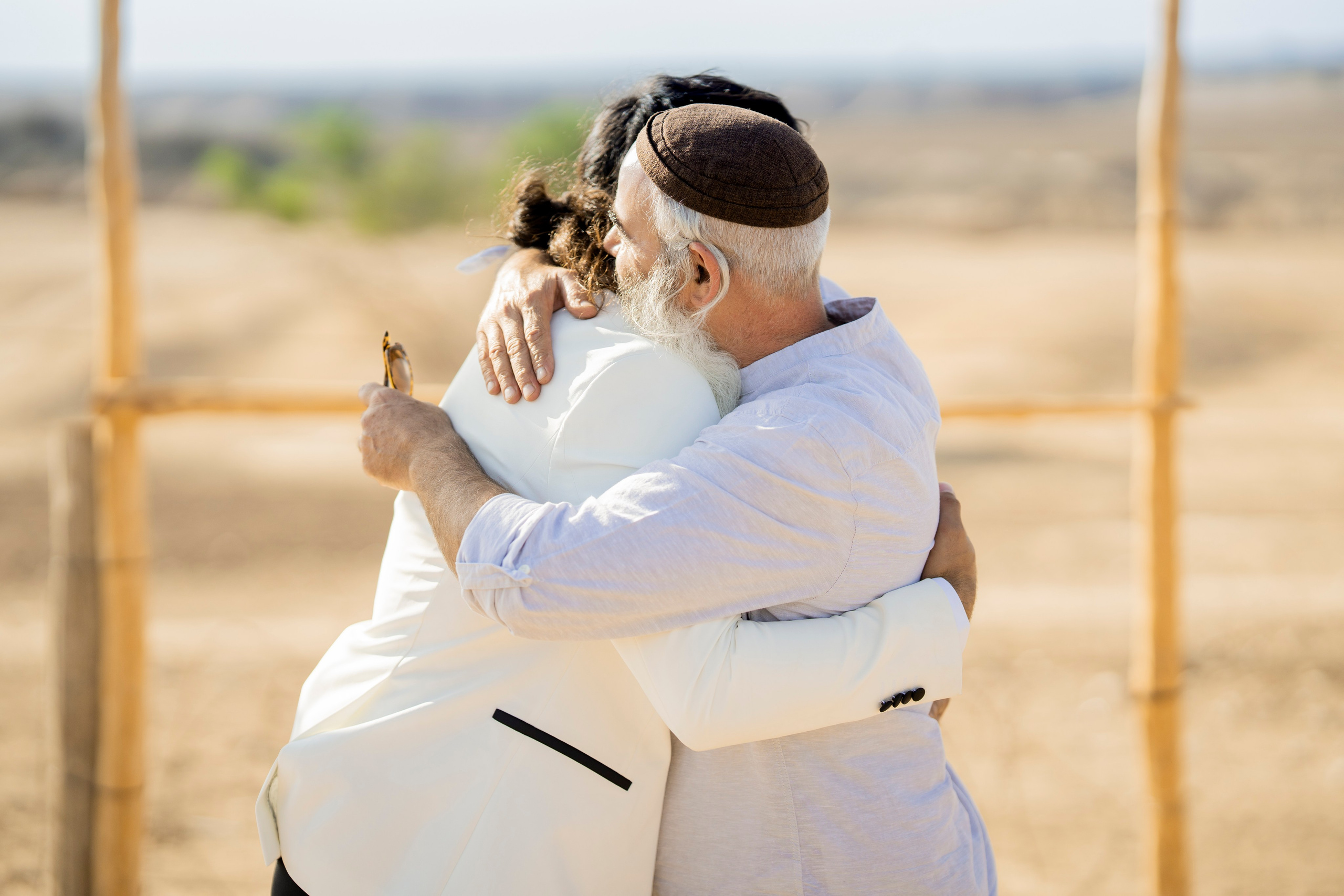 אביה ואחיה. יוסף מזרחי צילום חתונה, ברית וזוגיות. צלם מקצועי שאוהב להוציא אתכם הכי יפים ברגעים הכי מרגשים