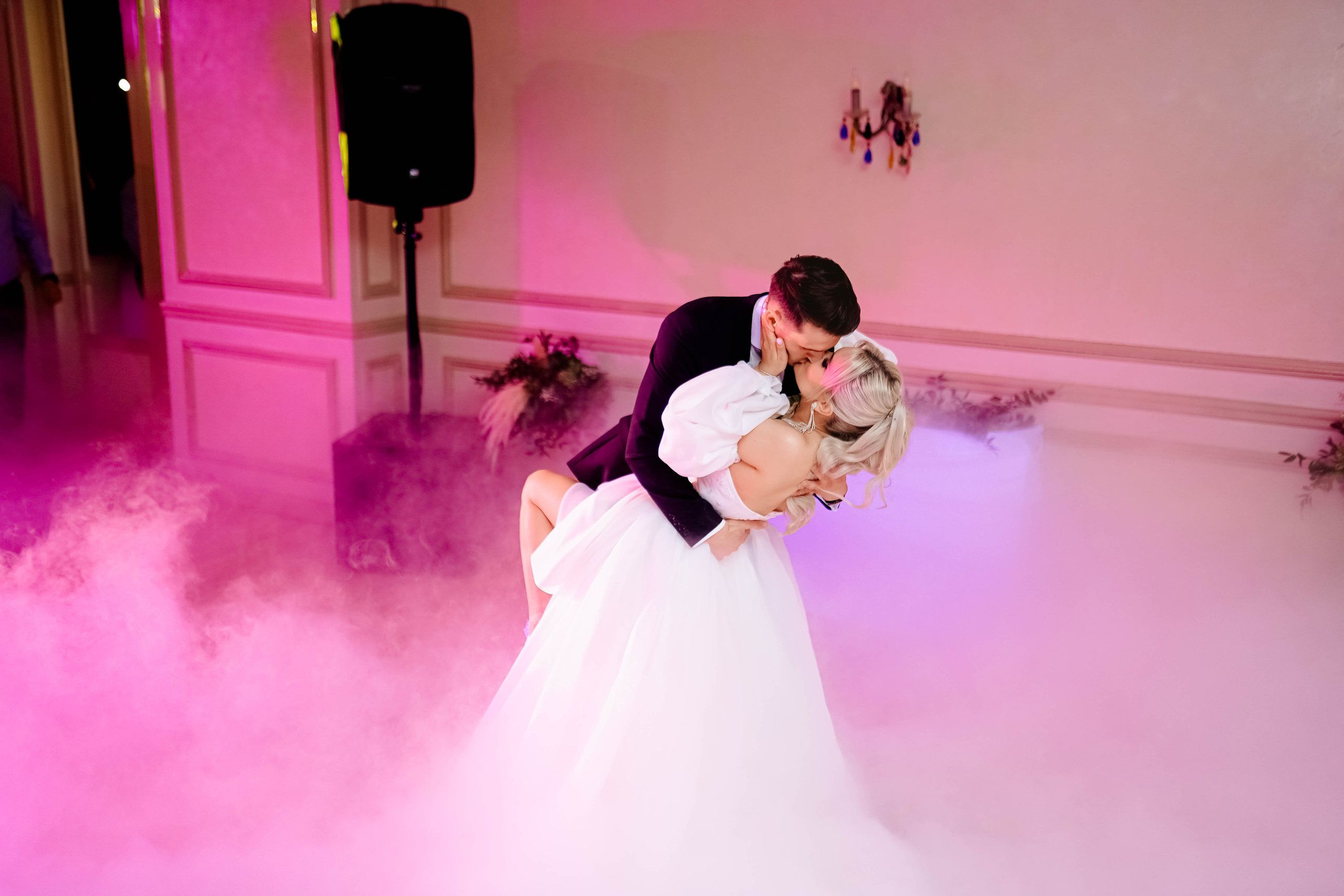 Wedding N&E. Https://www.instagram.com/grosu.photography?igsh=MTR6Y2xobGw1ZTluZg%3D%3D&utm_source=qr