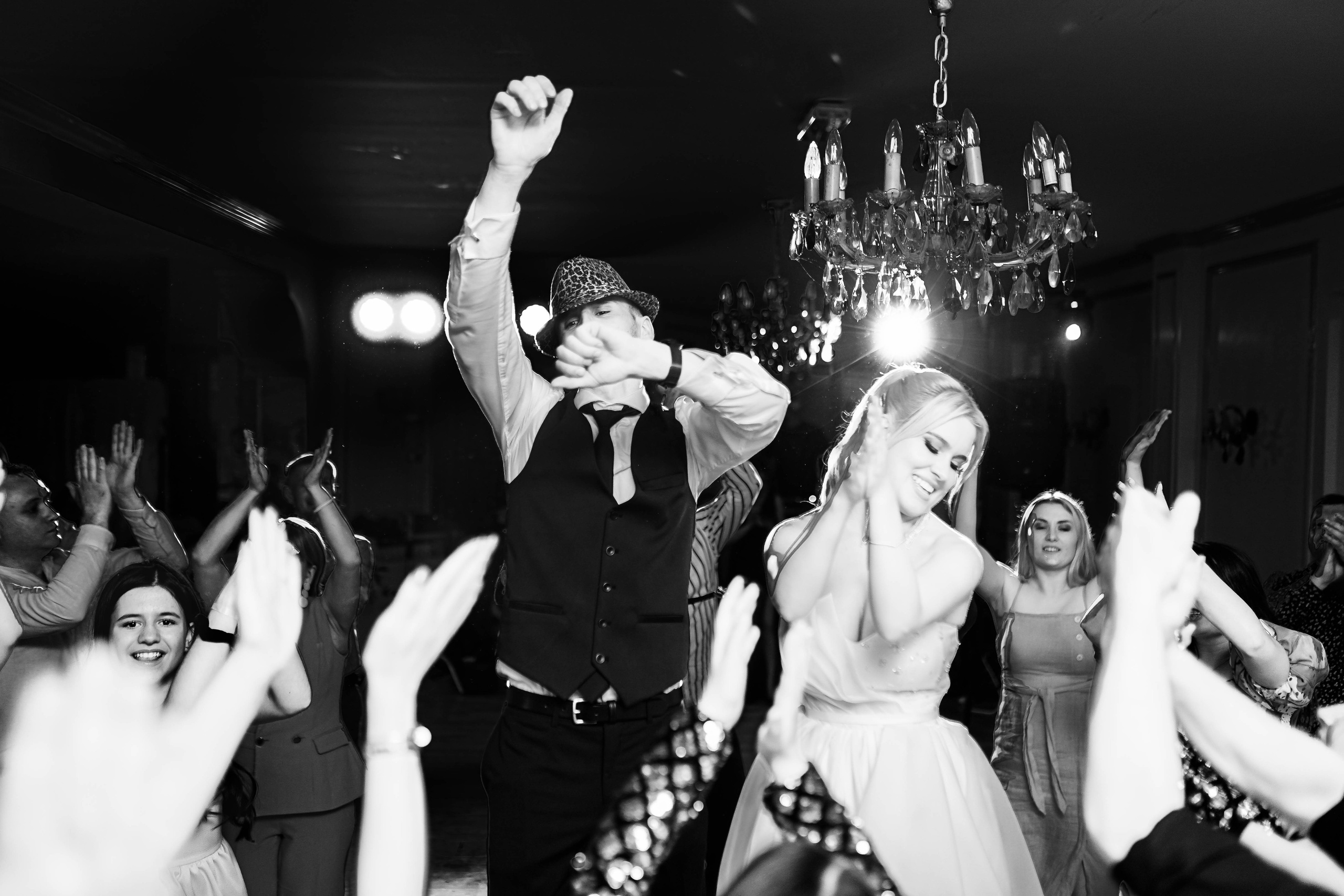 Wedding N&E. Https://www.instagram.com/grosu.photography?igsh=MTR6Y2xobGw1ZTluZg%3D%3D&utm_source=qr