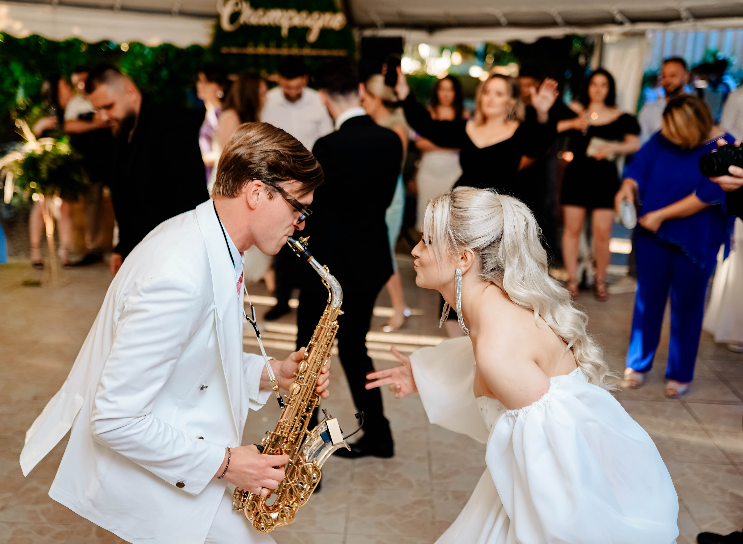 Wedding N&E. Https://www.instagram.com/grosu.photography?igsh=MTR6Y2xobGw1ZTluZg%3D%3D&utm_source=qr