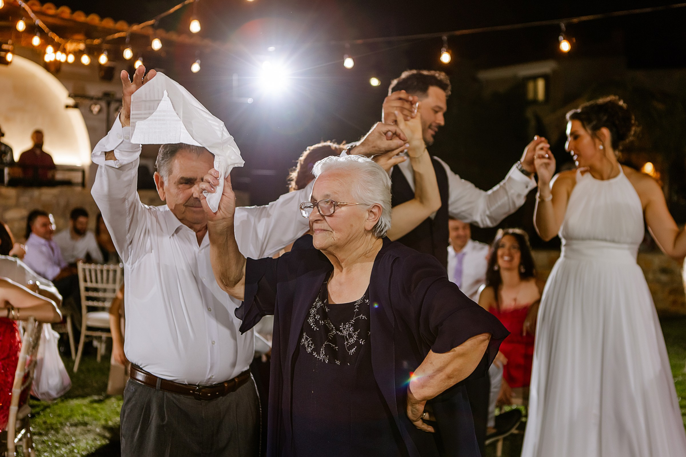 Valeria & Nikos. Φωτογράφος και βιντεογράφος γάμου