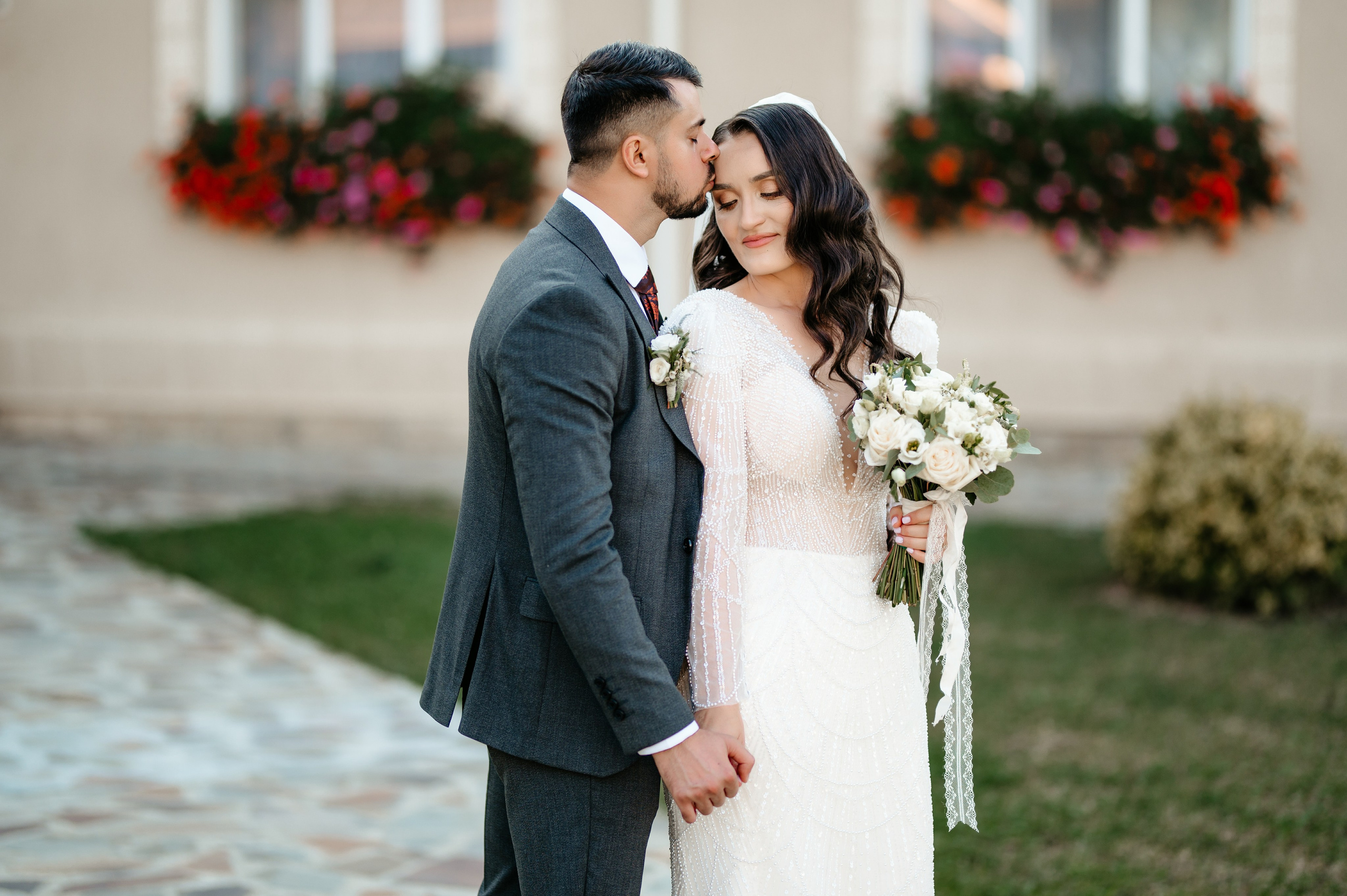 Elena & Ionut. Fotograf si Videograf | Nuntă-Botez