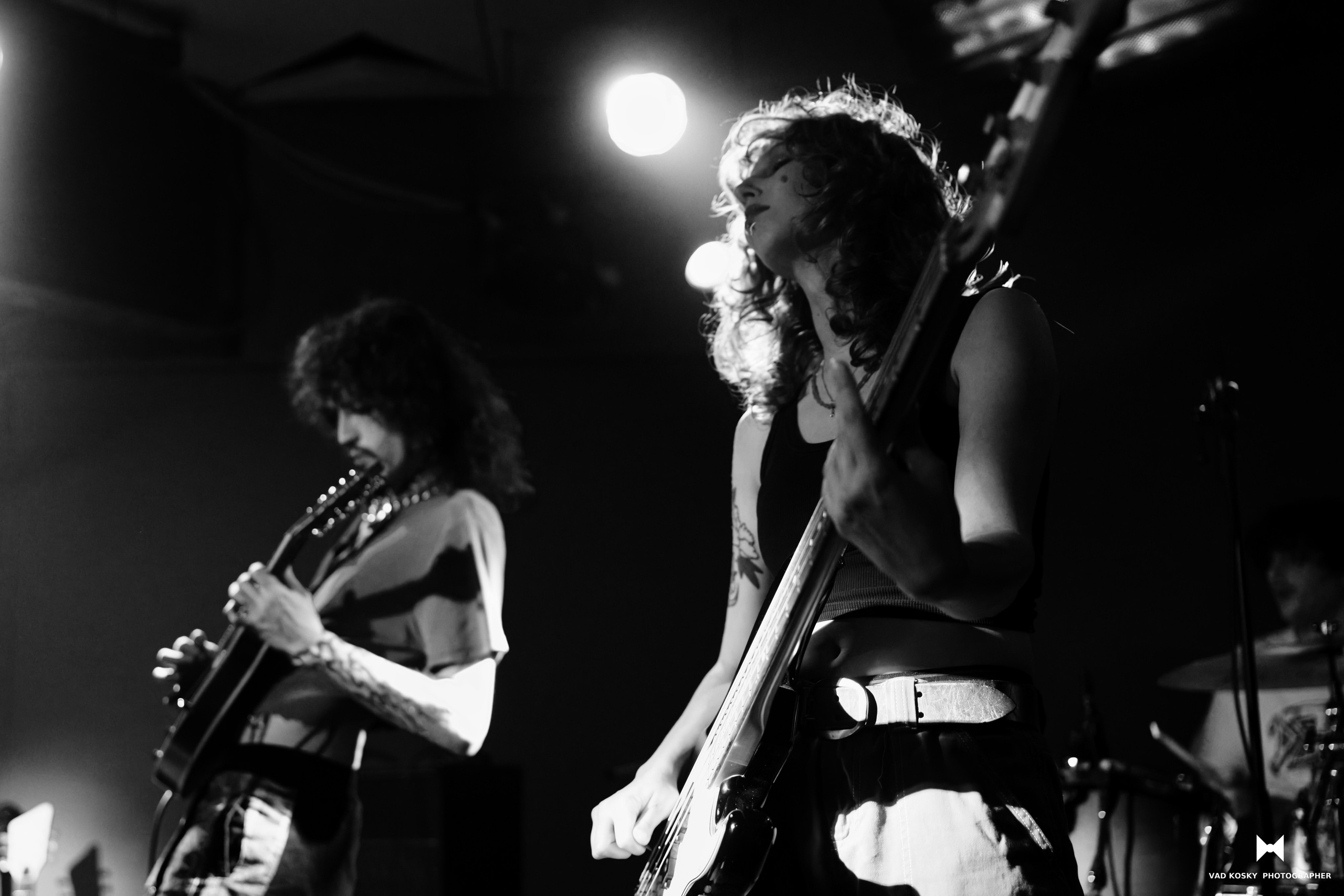 Crimson bass — Mary Bar Haifa 28.11.25. Vad Kosky Photographer