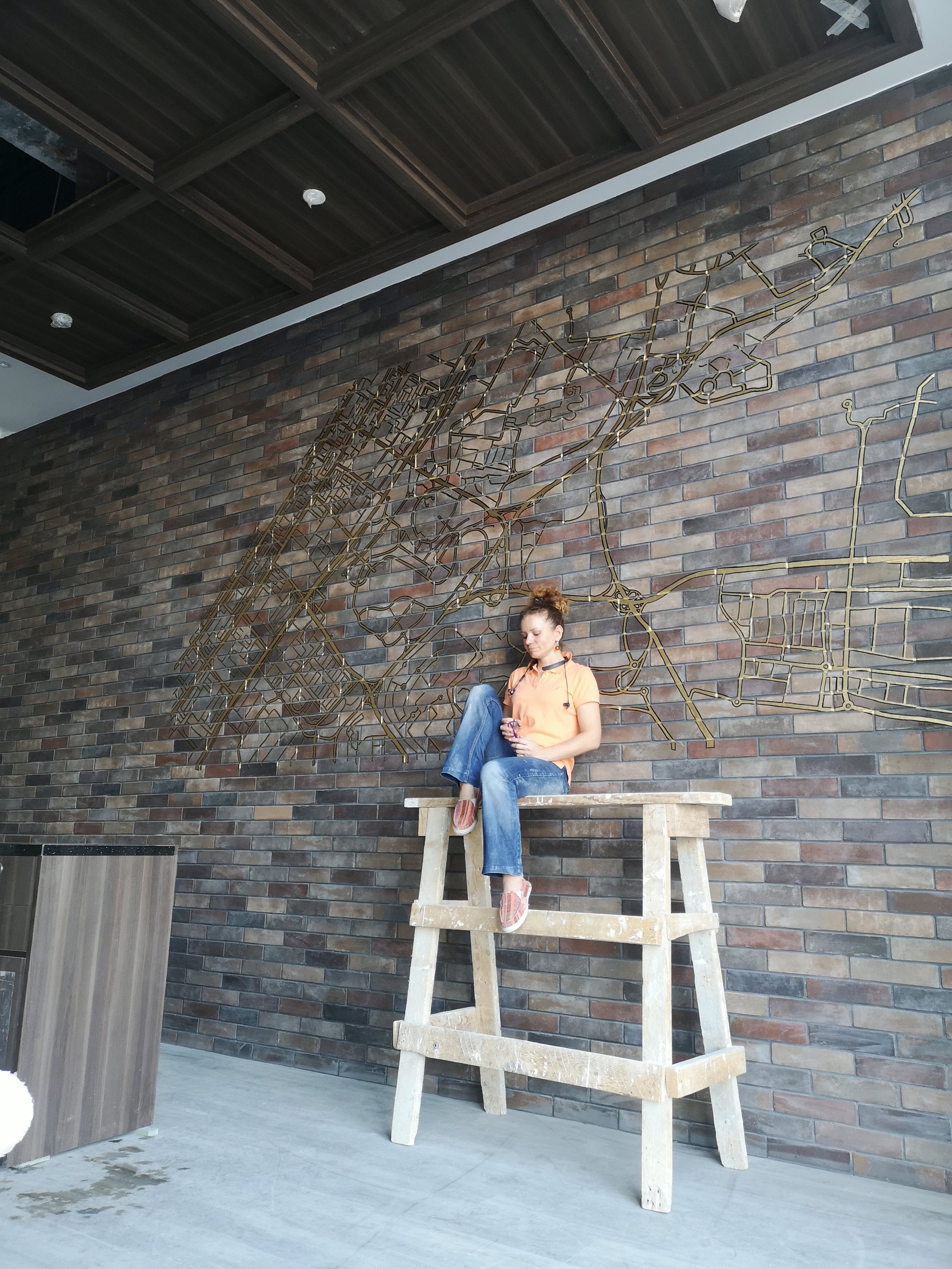 Wall painting. Professional Artist, teacher of art, Artistic Photographer In Dubai (U