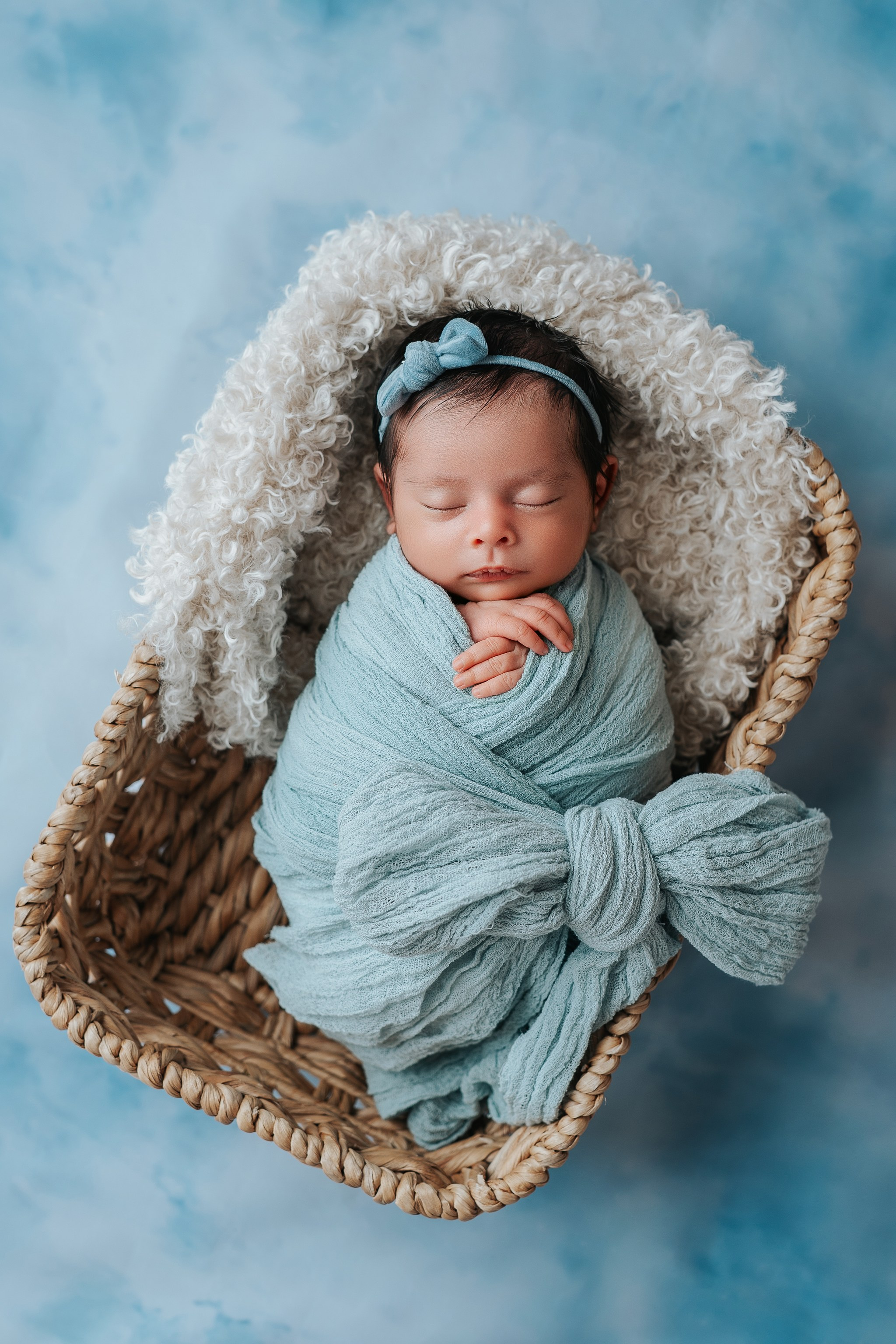 Newborn. Family and kids photographer Anastasiya Hanush in Massachusetts