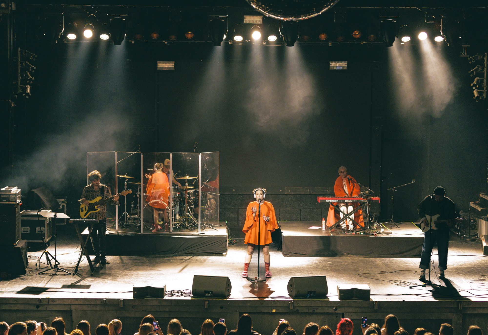 Monetochka. Dmitrii Lukinykh | Visuelles Storytelling & Cinematische Fotografie in Hamburg