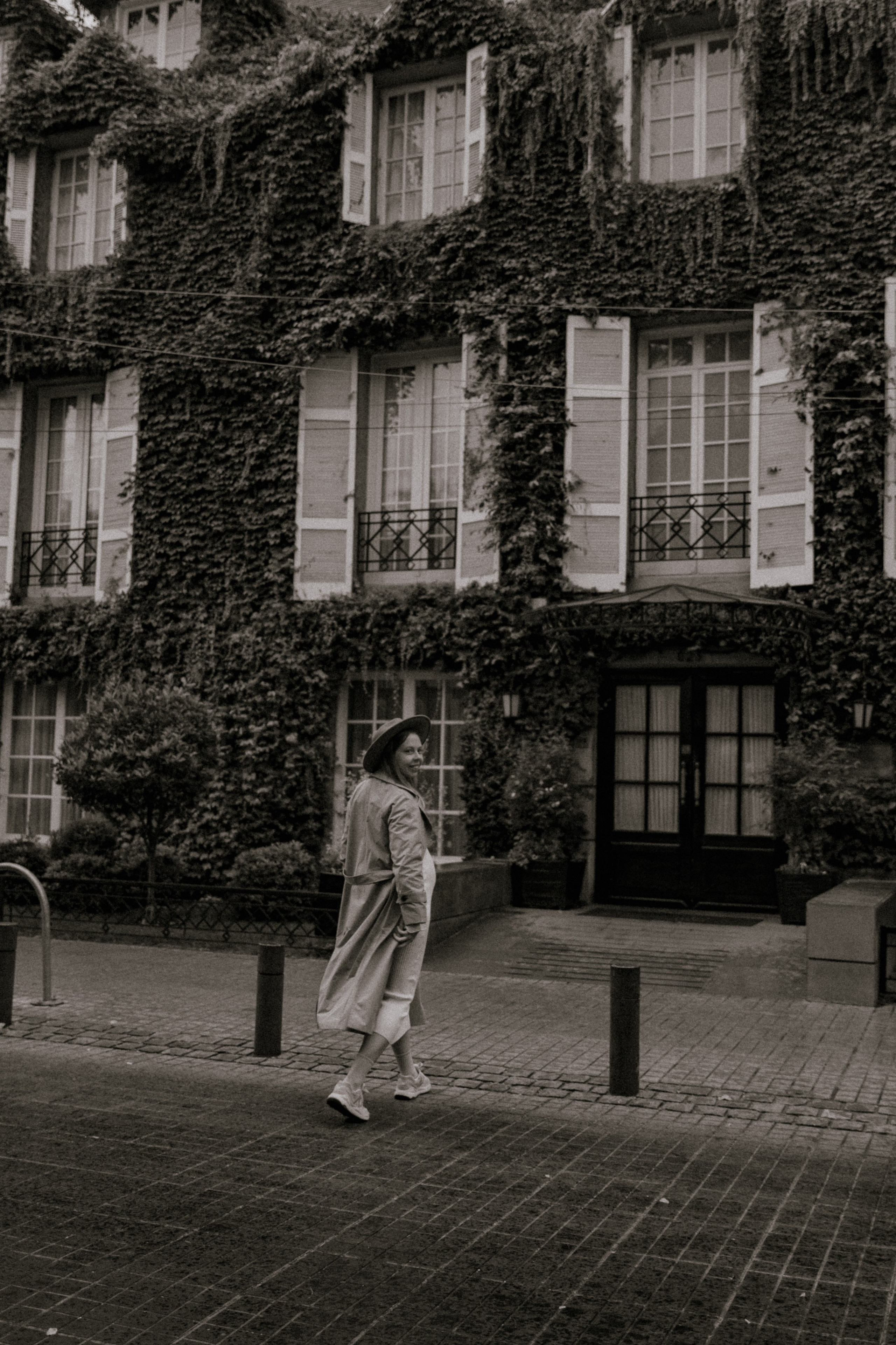 Lifestyle Maternity Photoshoot in Santiago — Natural Light & Real Emotion. Photographer in Santiago, Chile Anna Almazova