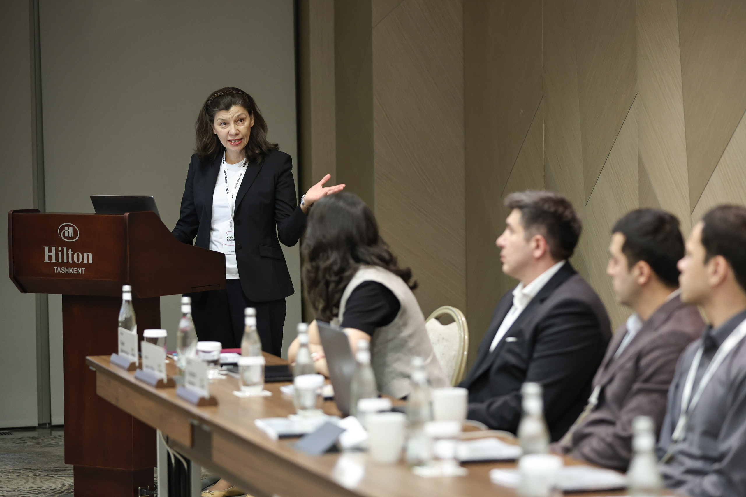 Презентация Apple education Uzbekiston. Создает увлекательные учебные материалы. Профессиональная Фото-Видео Студия Геннадия Нестеренко | Ташкент и Весь Узбекистан