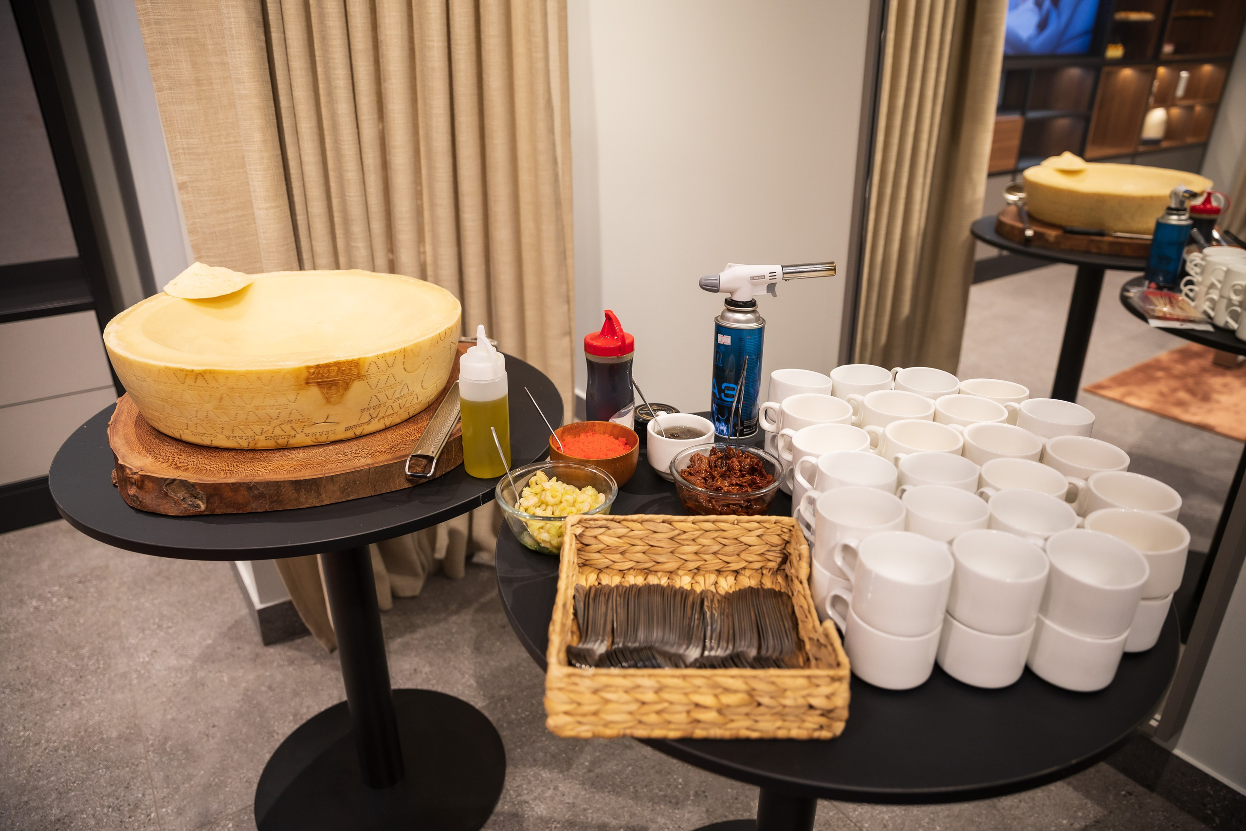 Porsche Studio. Открытие первого официального дилерского центра Porsche в Узбекистане. Профессиональная Фото-Видео Студия Геннадия Нестеренко | Ташкент и Весь Узбекистан