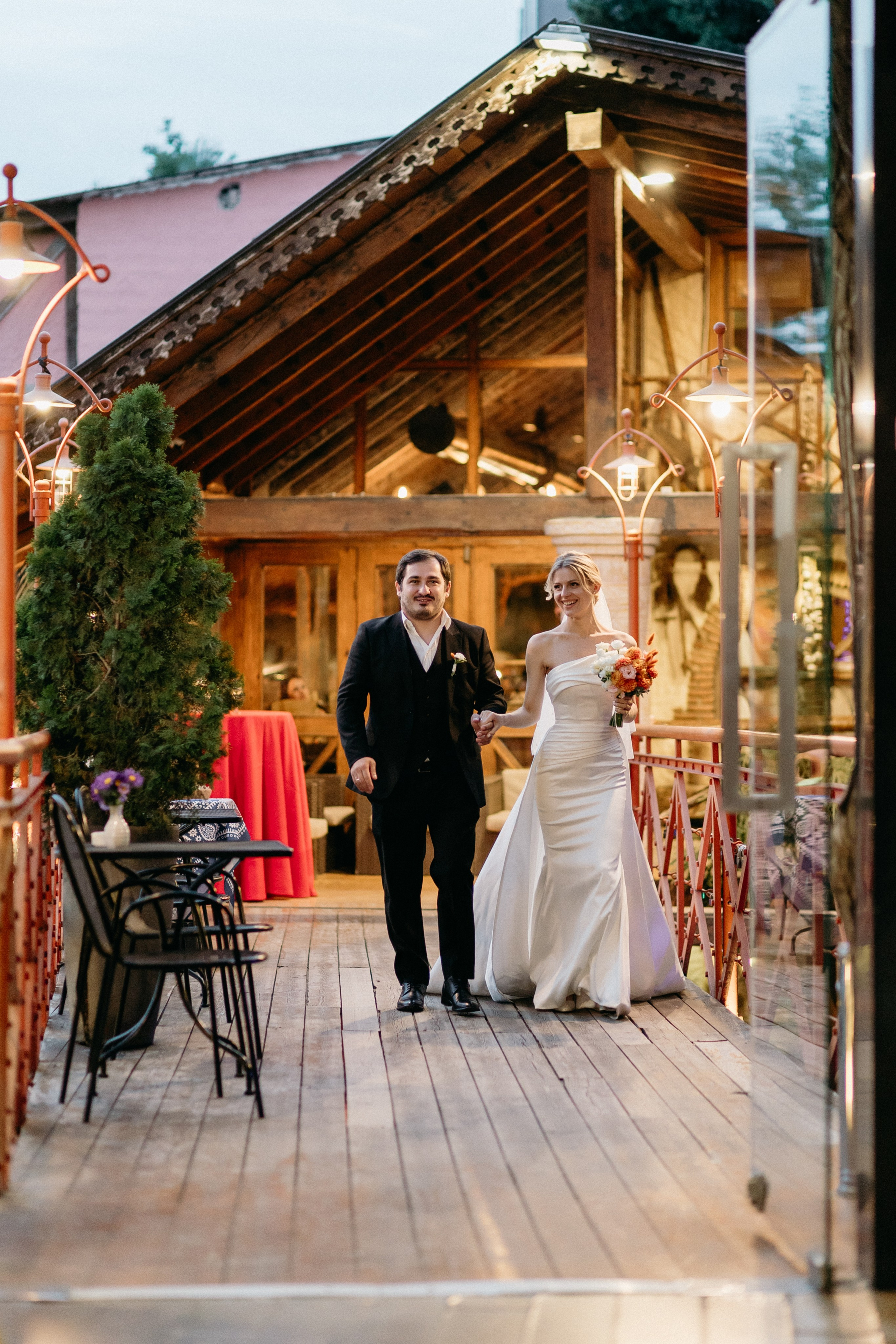 Alexandra & Koba. Photographer Anna Nazarenko