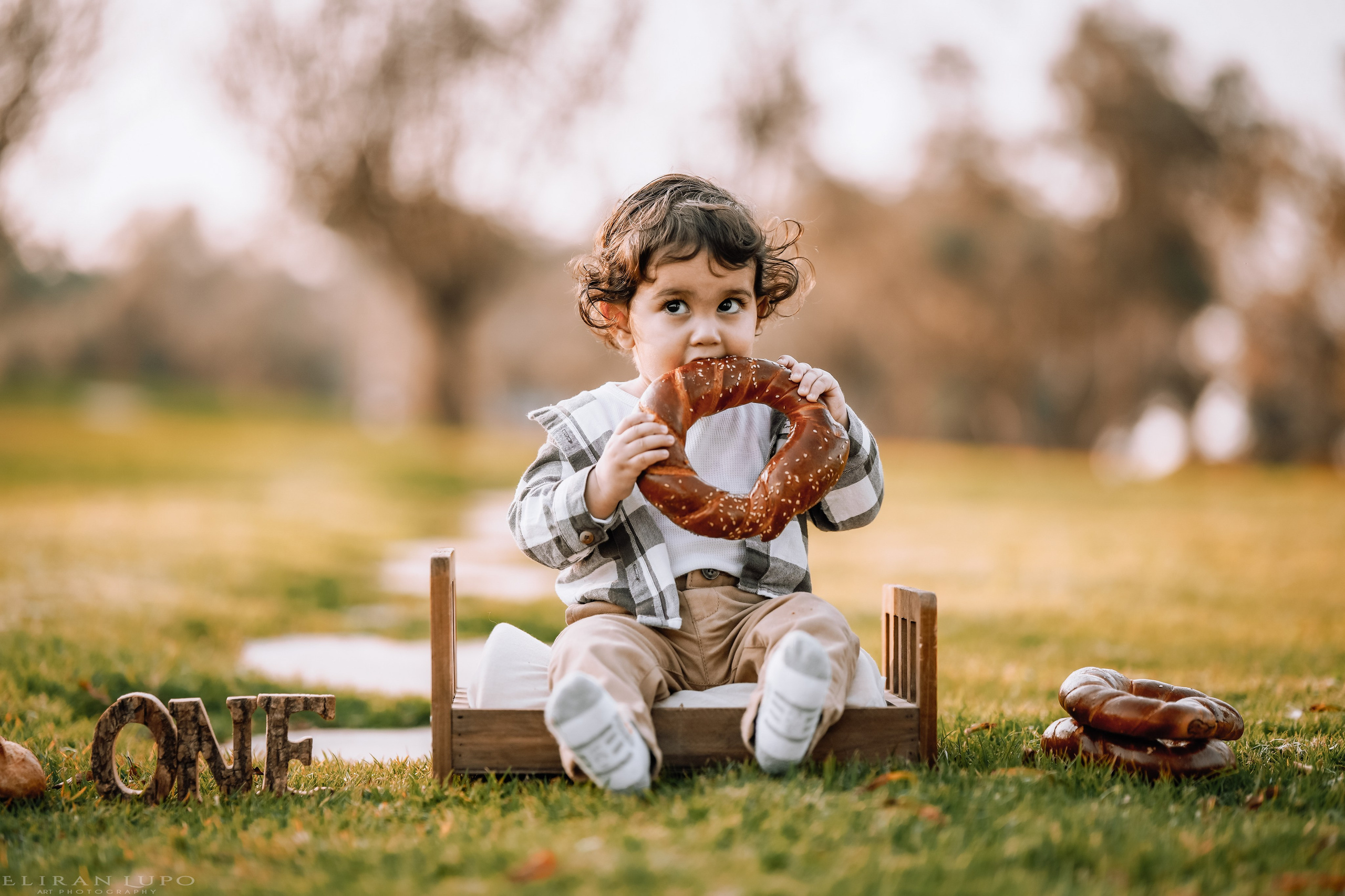 גיל שנה בטבע. לופו צלמים — צילום חתונות ואירועים