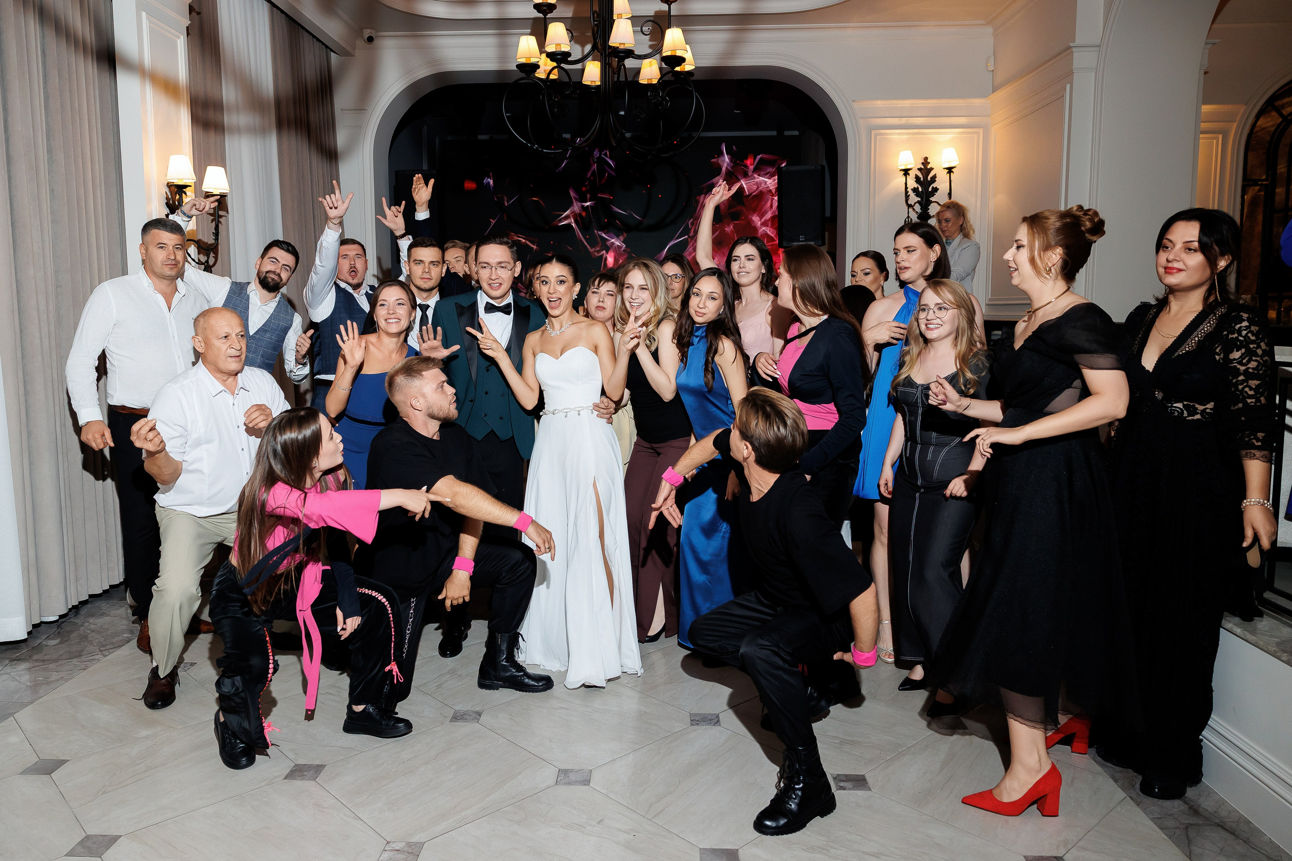 Serghei & Erica — Queen Residence. Servicii Foto și Video 067188353