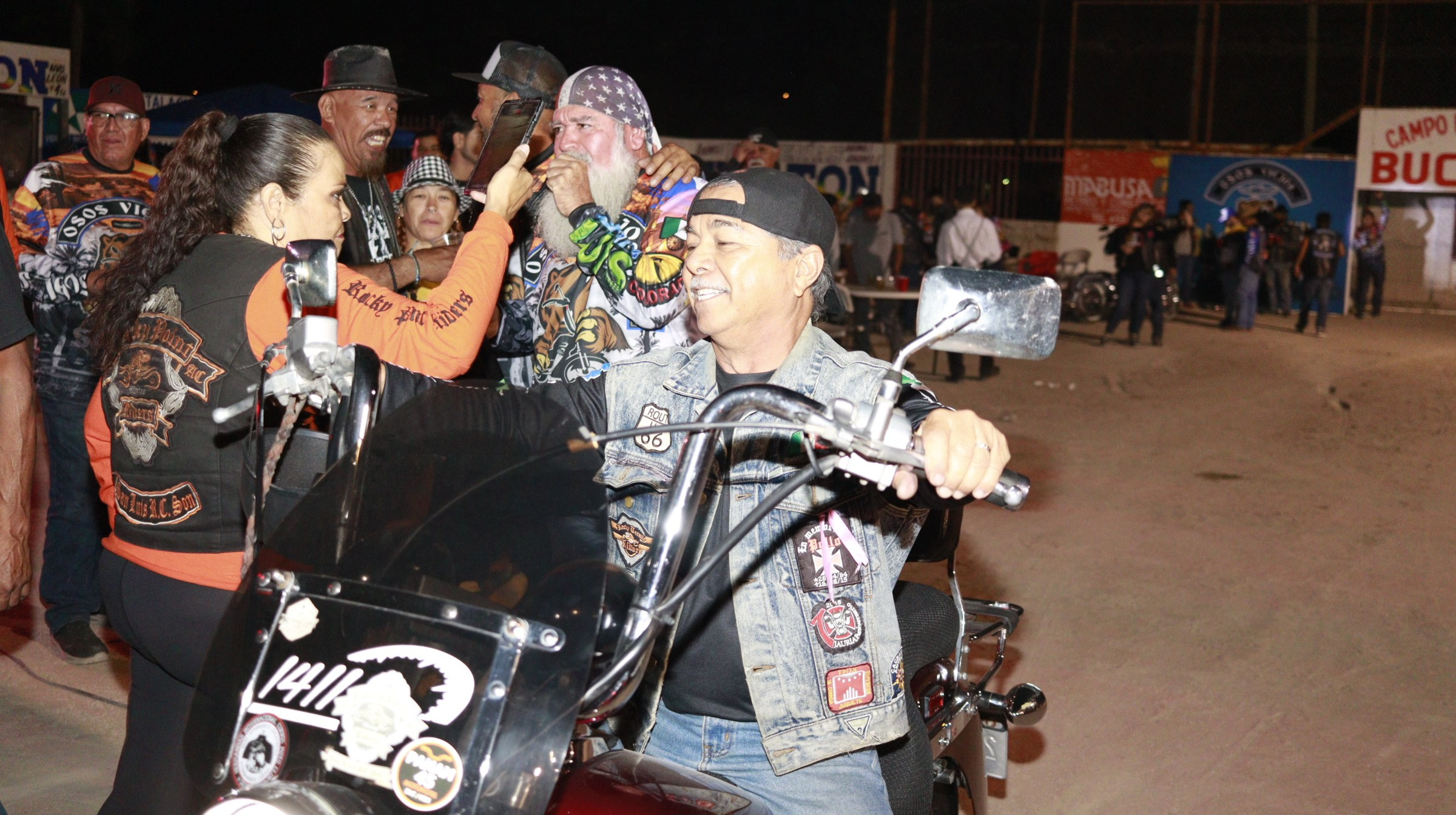 OSOS VIEJOS, 2DO ANIVERSARIO. Principal