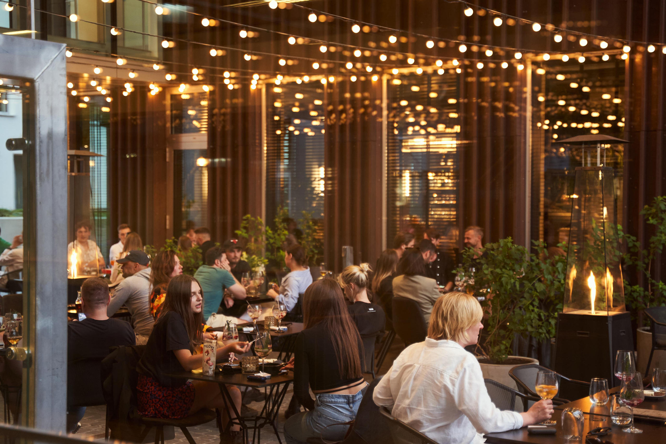 Renginių fotografas Jevgenijus Misevič. Fotografas Jevgenijus Misevič — misevicphoto.com