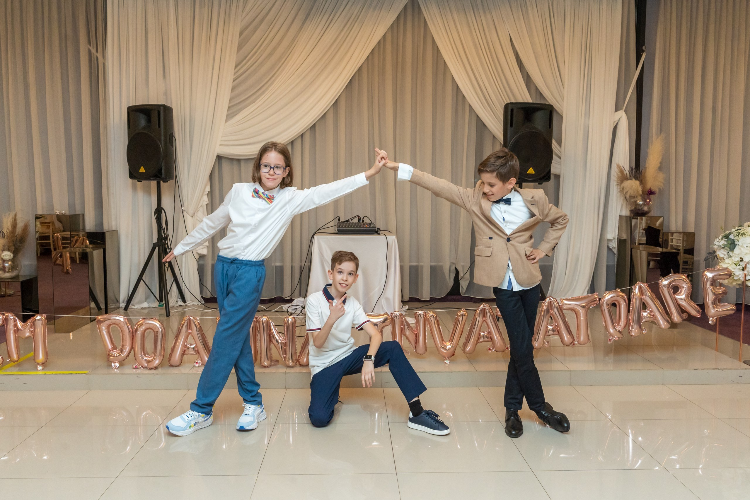 Banchet clasa a IV-a B. Adelinne — fotograf profesionist în Constanța pentru familii, bebeluși și evenimente