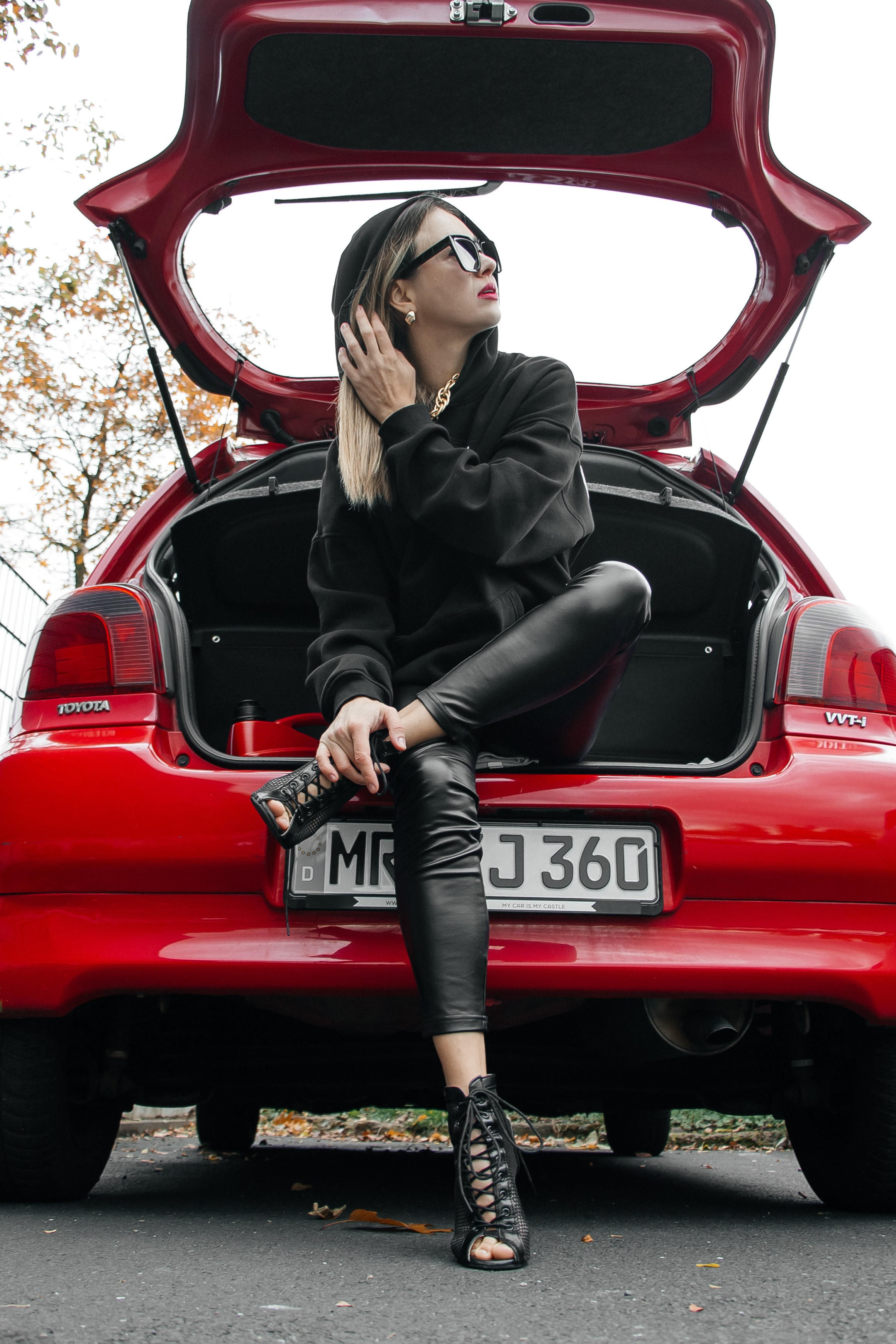 Red girl. PHOTOgrapher Germany MARBURG