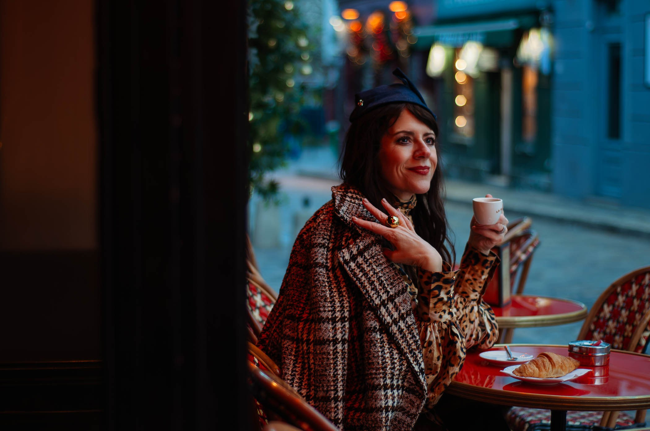 Фотосессия на рождественском Монмартре. Фотограф в Париже Полина Осипова