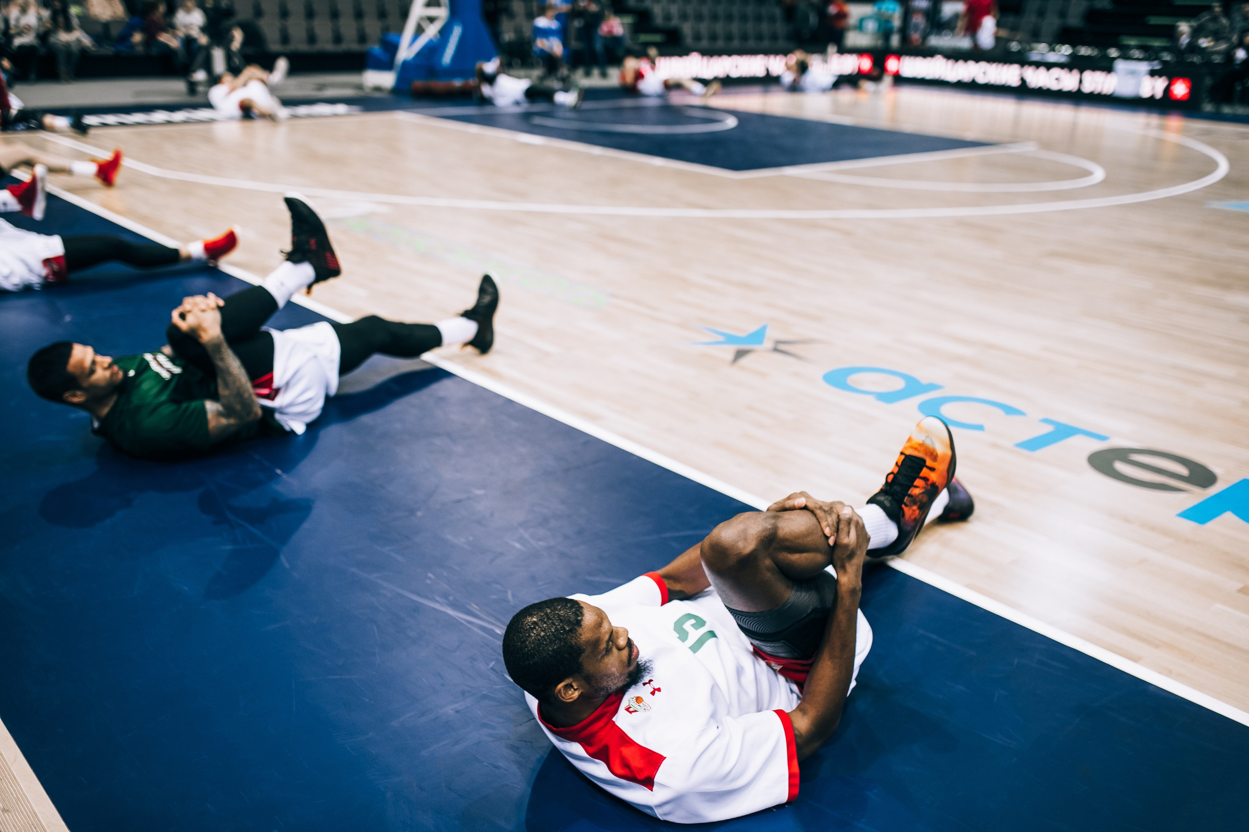 Basketball game Tsmoki-Minsk — Lokomotiv. Destination Wedding photographer Italy, France, Germany, Spain, Poland Oleg Zaicev