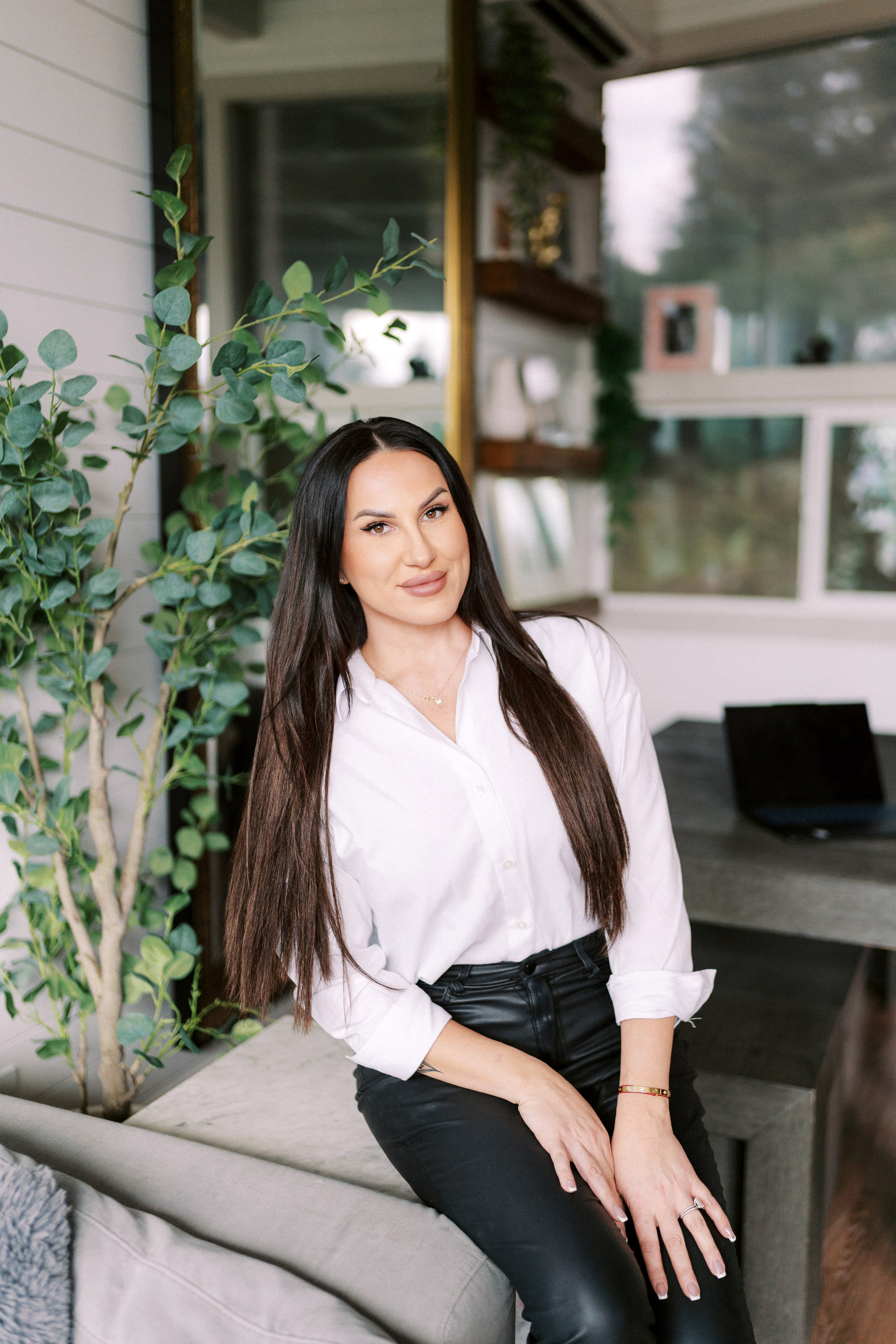 Business portrait. EVAN ARISTOV WEDDING PHOTOGRAPHY — Seattle Wedding Photographer