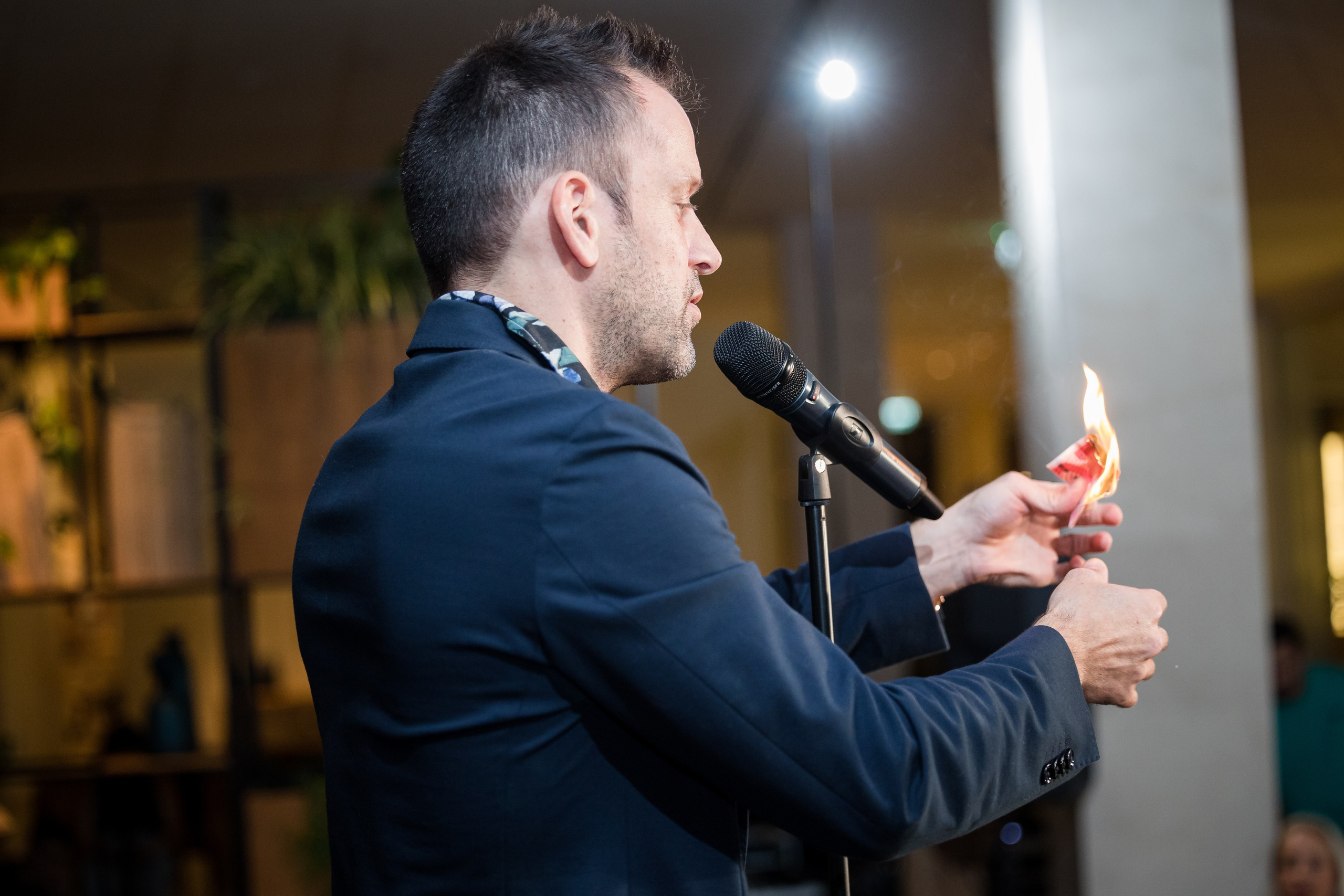 Pfizer. AMIR BUCHNIK PHOTOGRAPHER