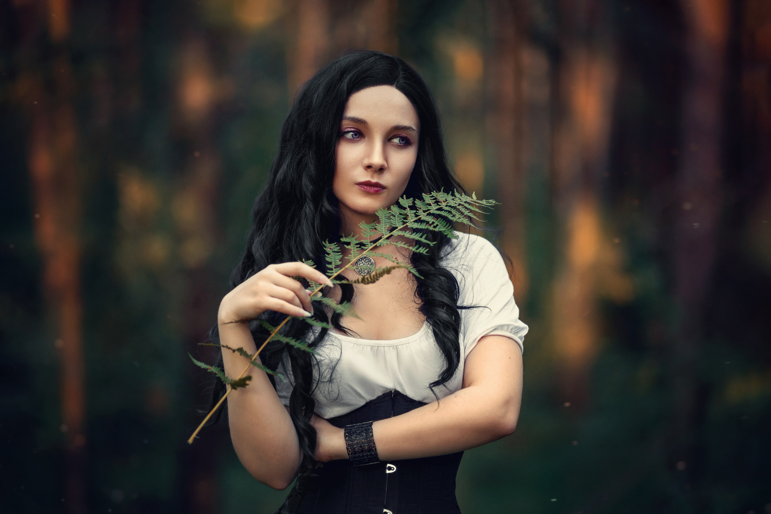 Fantasy cosplay portrait with dramatic studio lighting. Dark aesthetic cosplay photoshoot in Belgrade. Creative fantasy character photography in Serbia