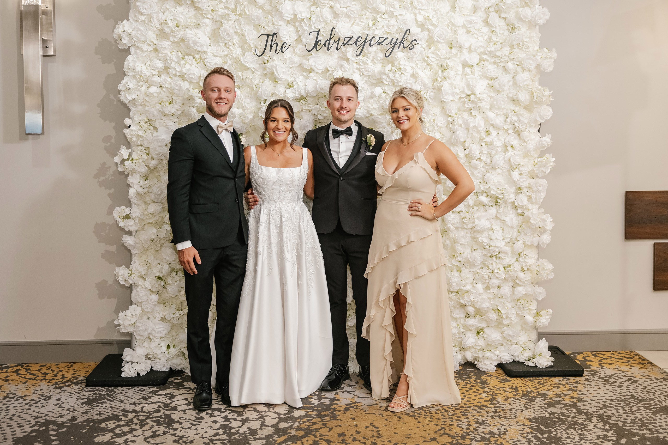 09.06.2025 Wedding. Wedding family event photographer in Chicago Nick Yushevich