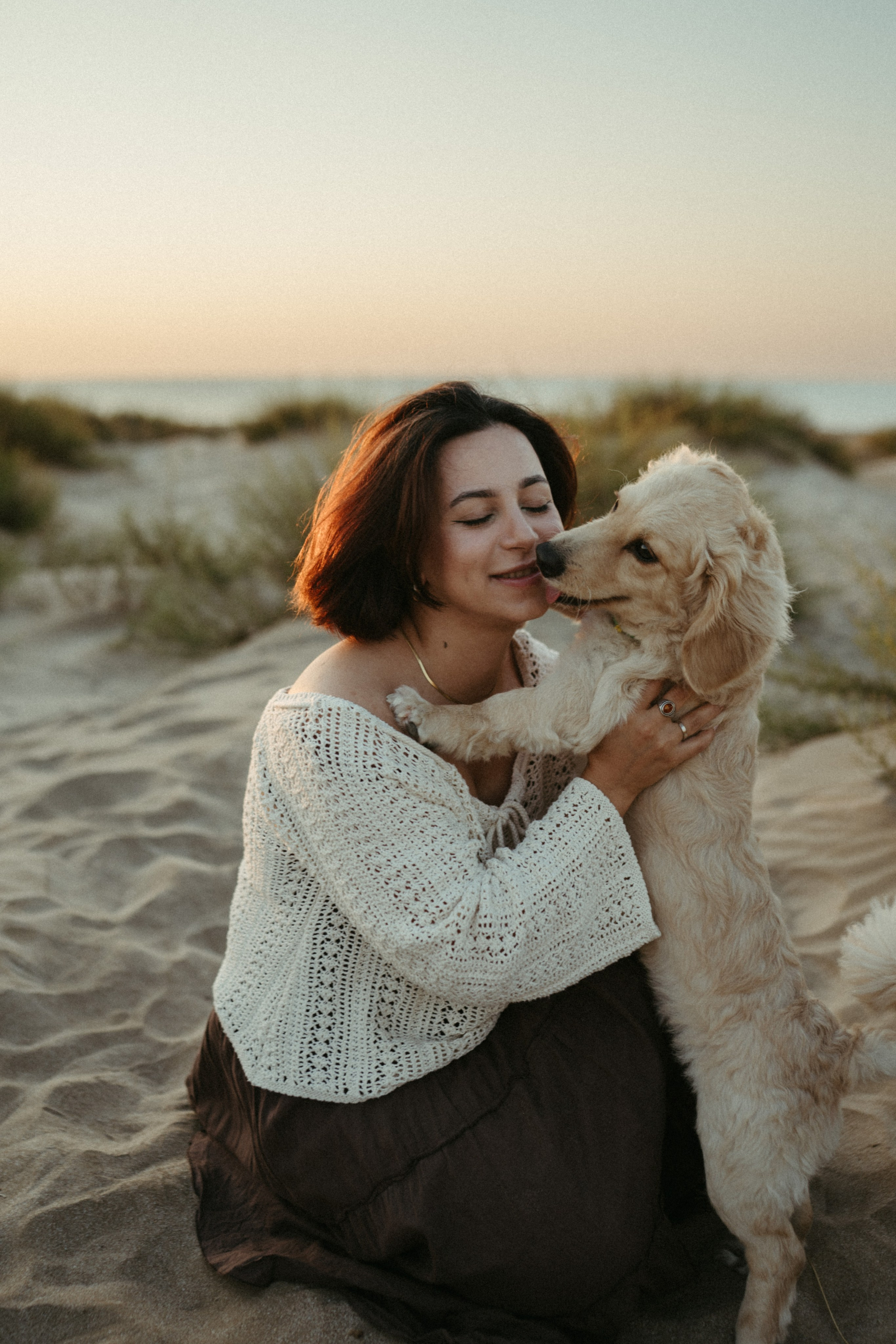 Expecting Javad. Family photographer in Saudi Arabia