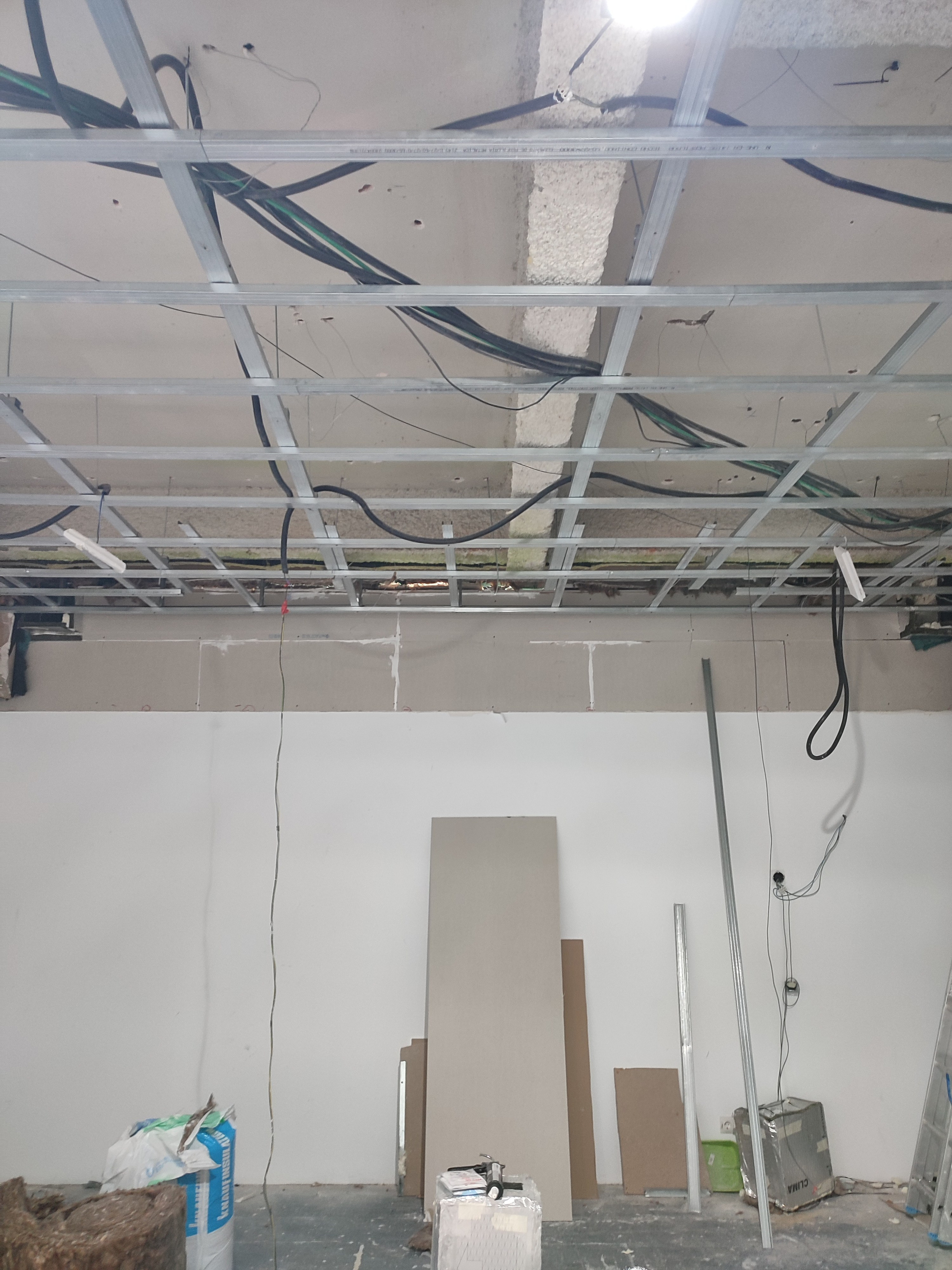 Proyectos. Reformas integrales de pisos, baños y cocinas con aislamiento acústico en Barcelona | B22 Reforma