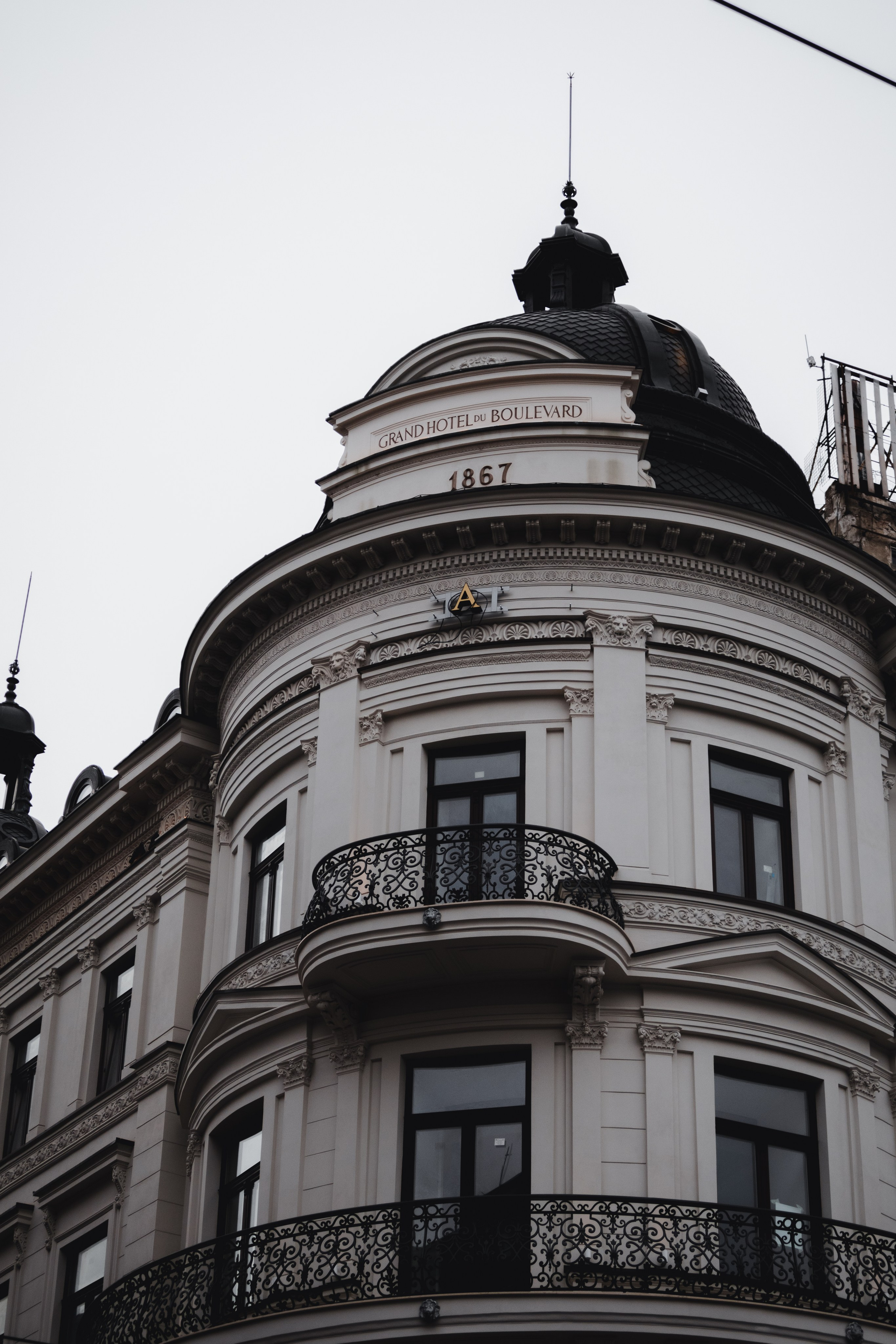Bucharest. Дизайнер и Фотограф в Кишинёве Бусуйок Станислав