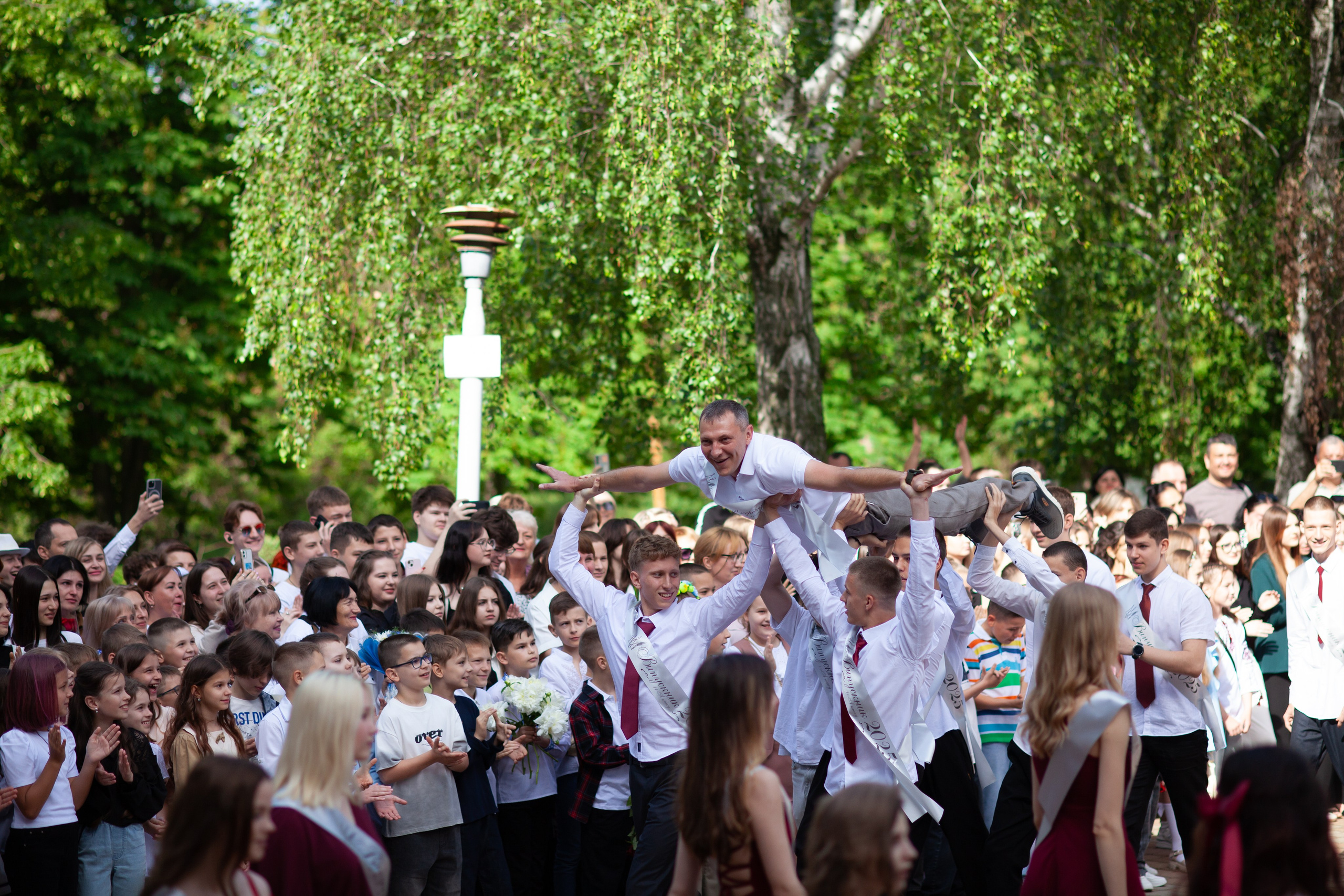 Пример фотосессии последний звонок и выпускной 11А, все в куче по очереди