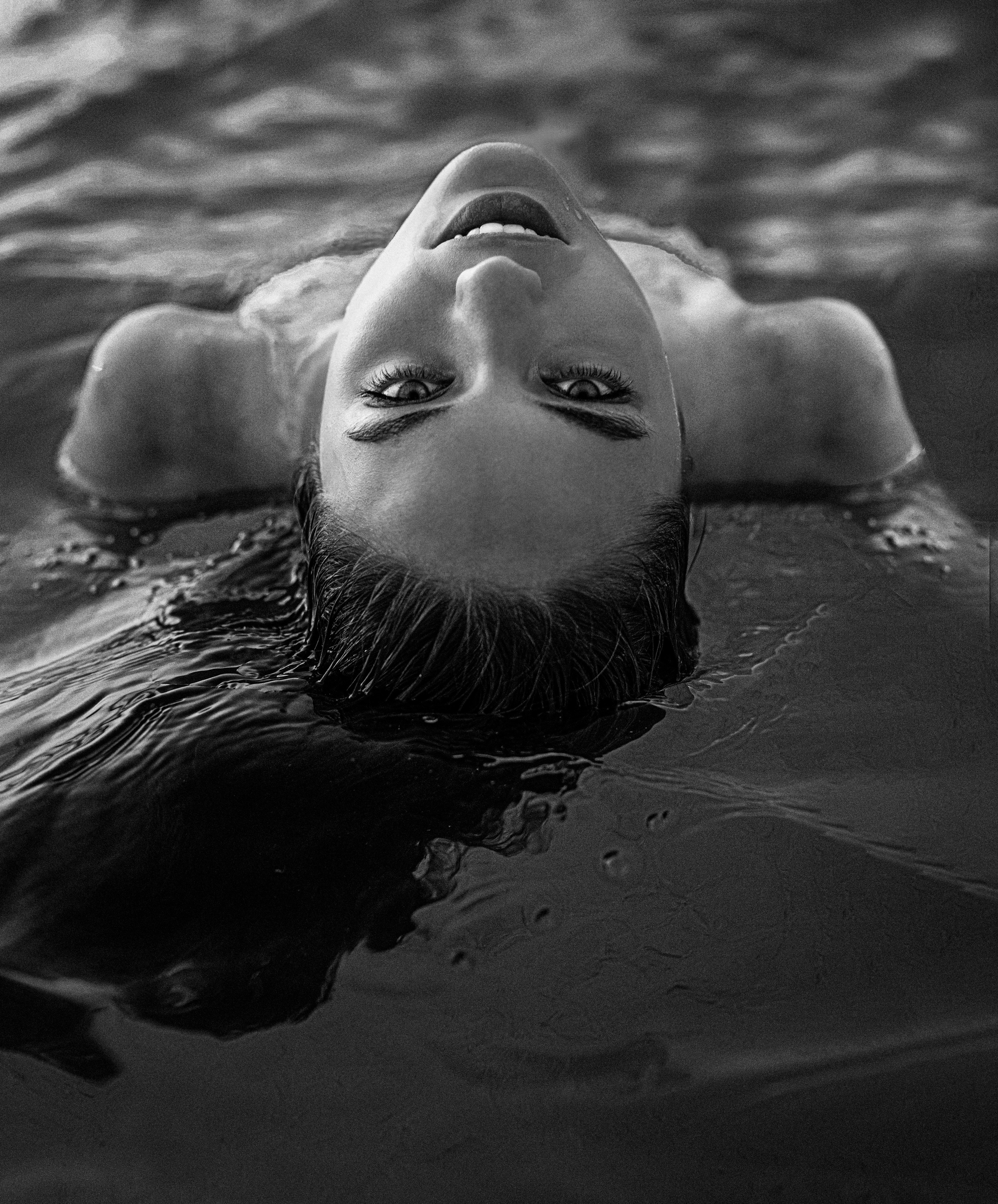 Black and white. Photographer in Dubai Anna Gordeychuk