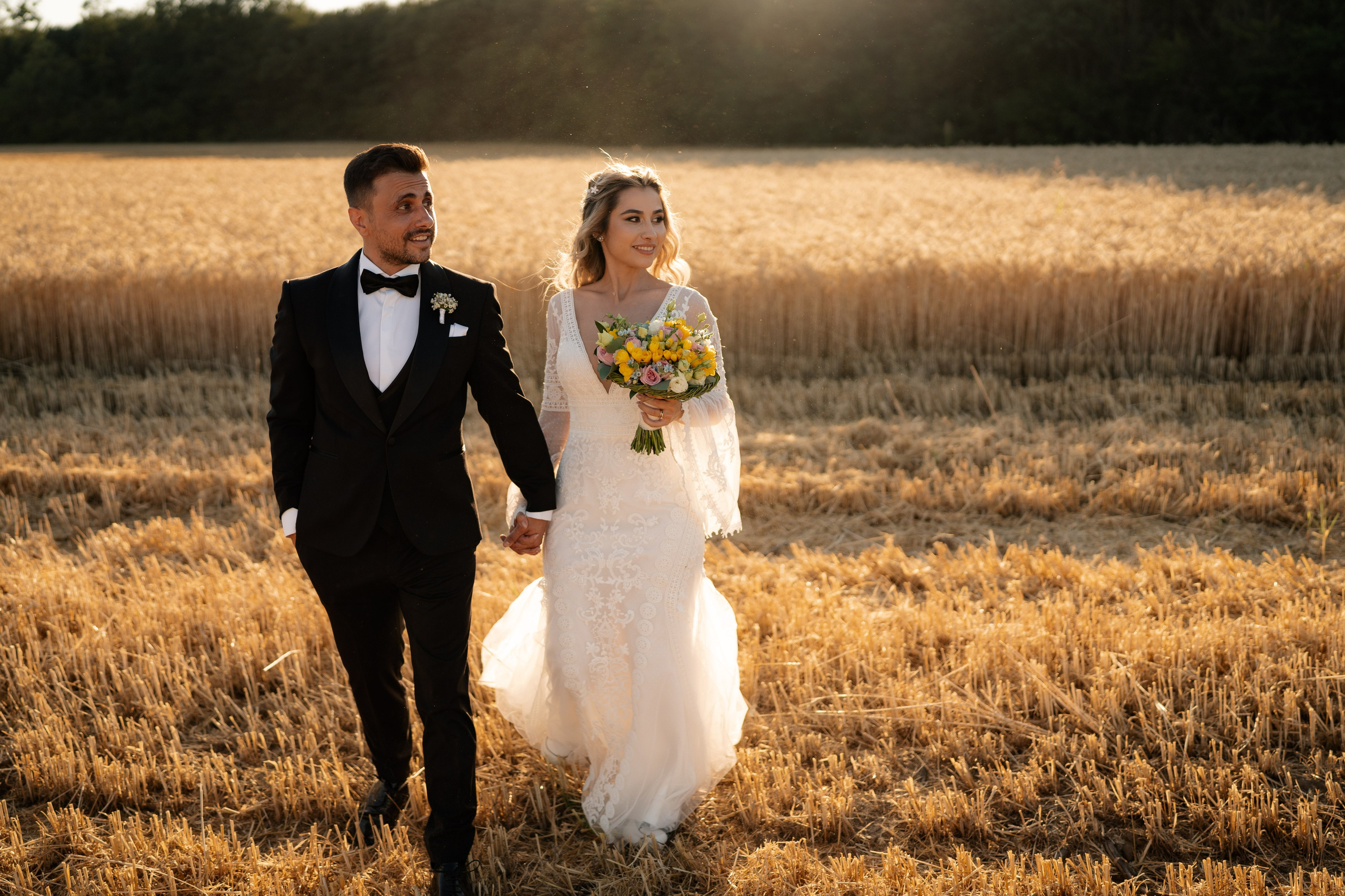 Sandra & Razvan. Destination Wedding Photographer Alex Pasarelu
