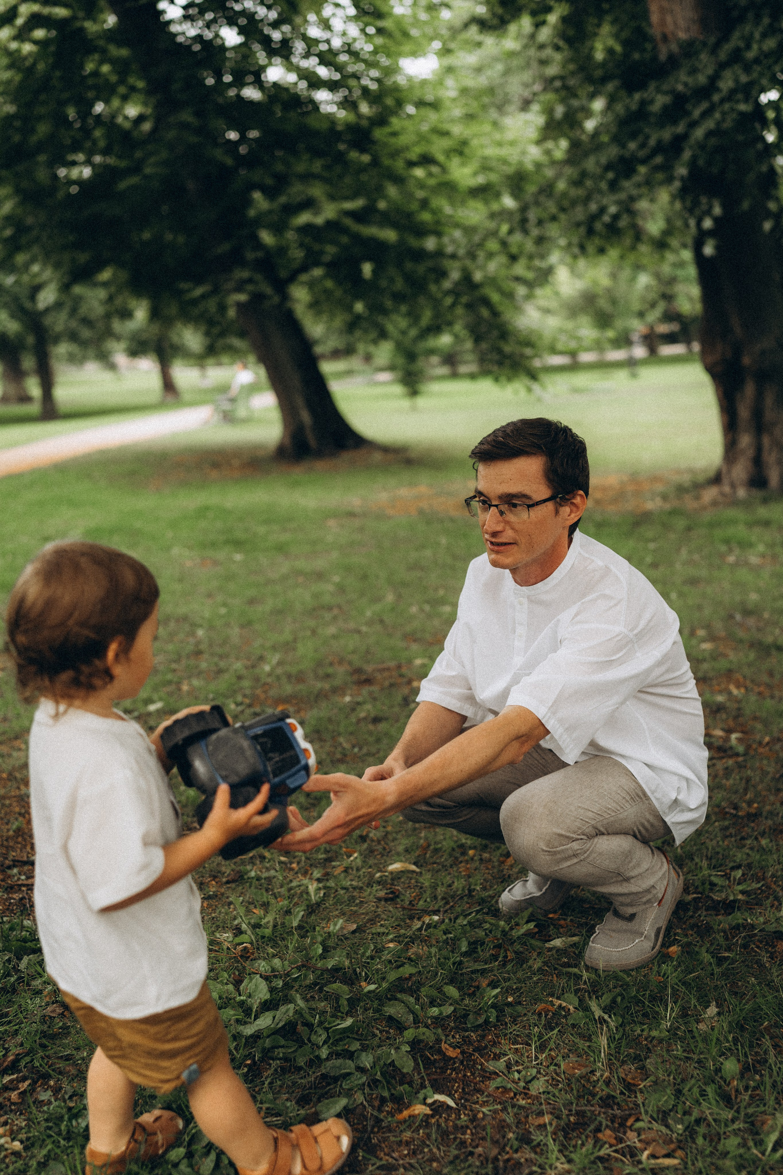 Kaivopuisto. Wedding and potrait photographer in Helsinki Vickan O