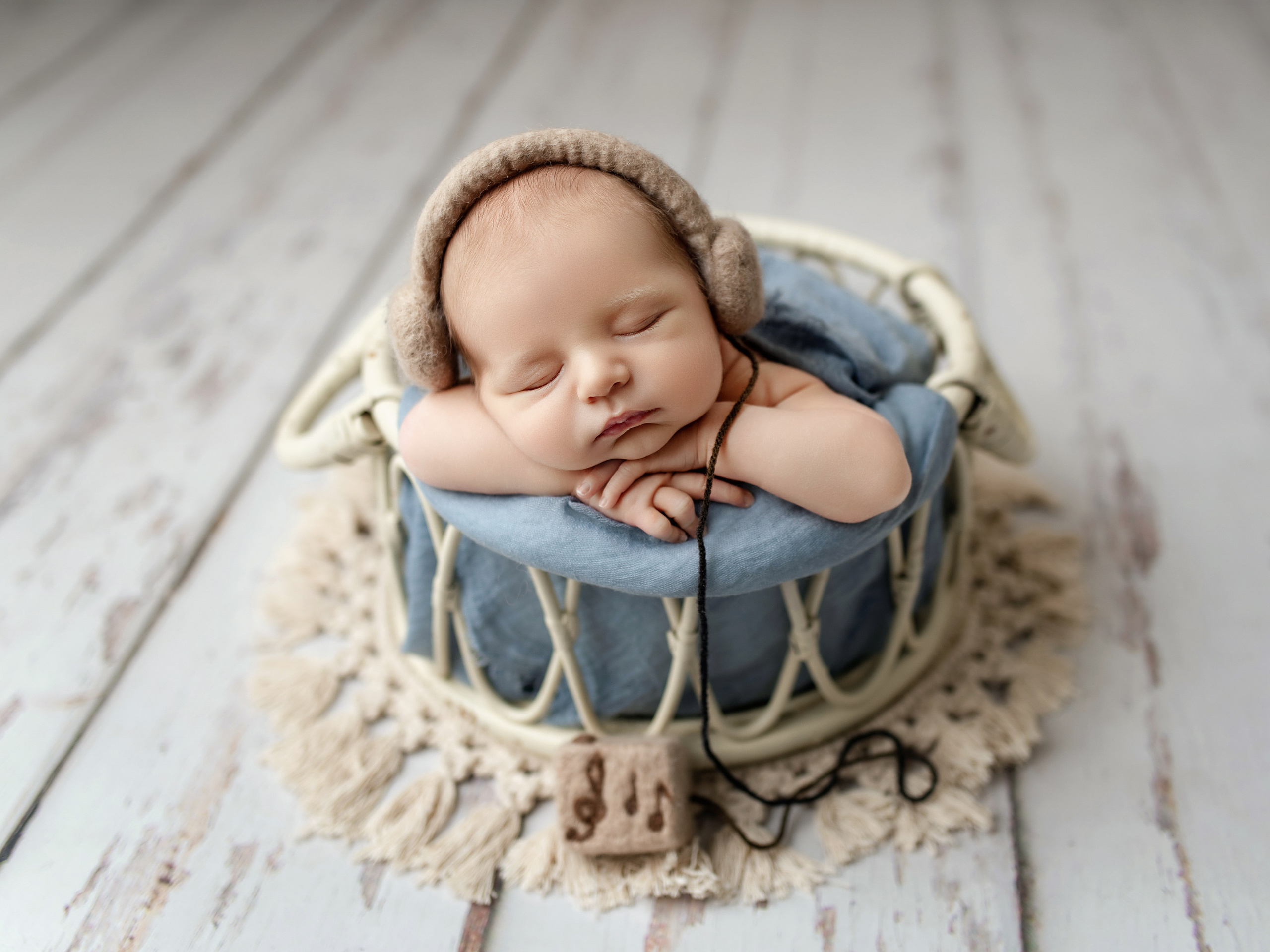 Esu Aleksandra naujagimių ir kudikių fotografė iš Vilniaus